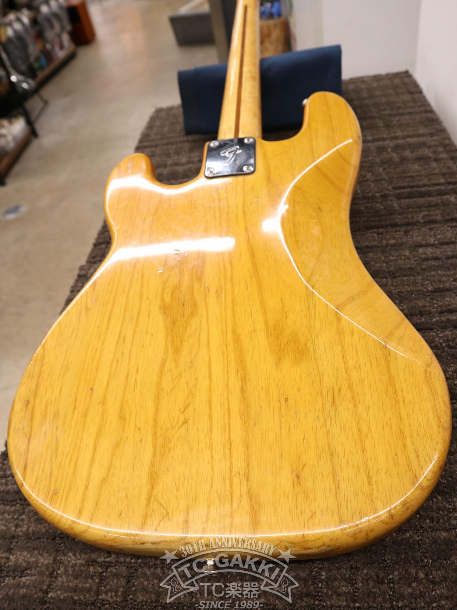 Fender 1977 PRECISION BASS - TC楽器 - TCGAKKI