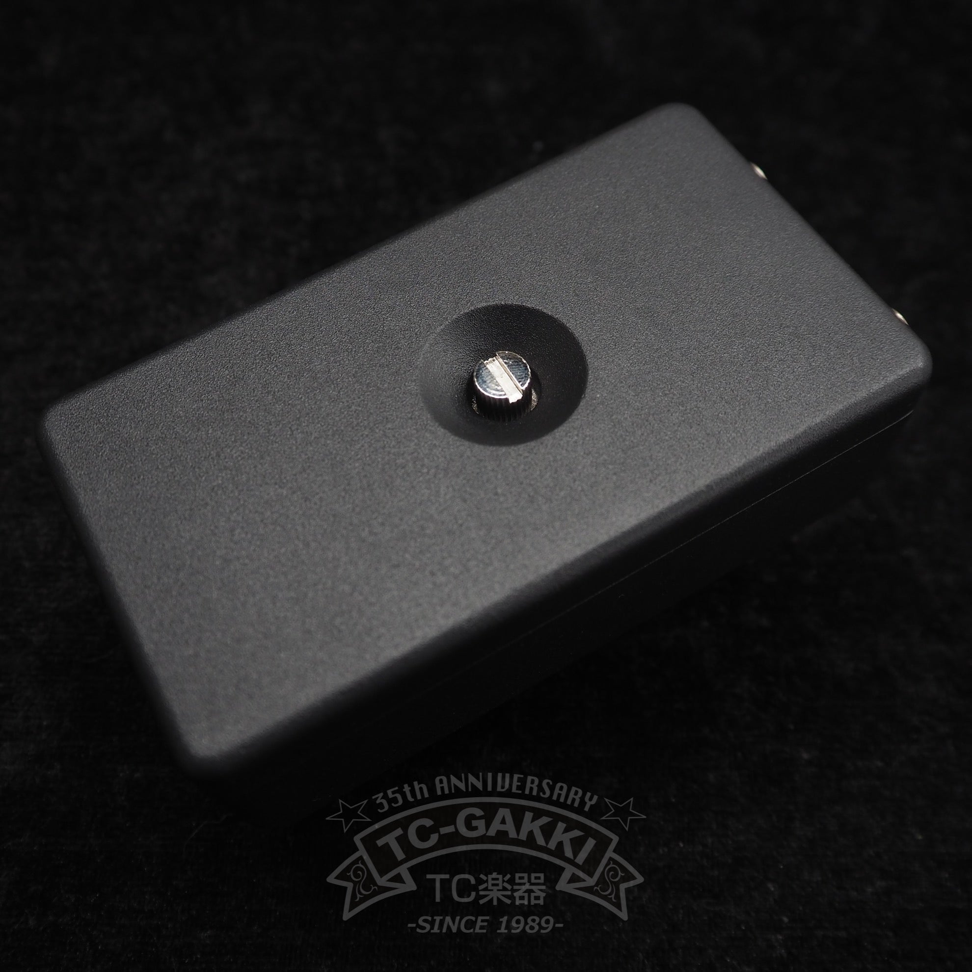 Fender Hello Kitty Fuzz Pedal Black - TC楽器 - TCGAKKI