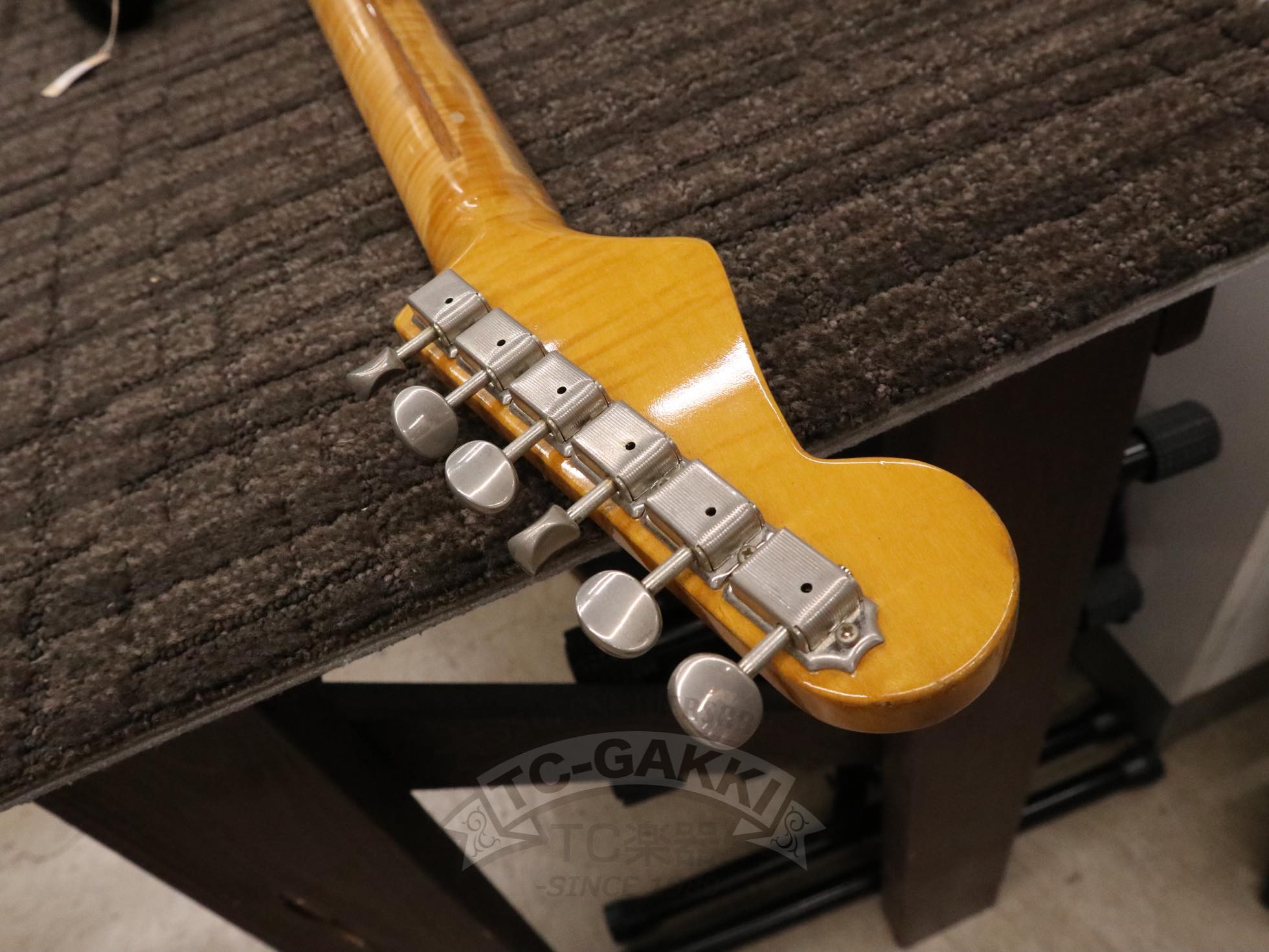 Fender Japan 1984-1987 ST54 EXTRAD - TC楽器 - TCGAKKI