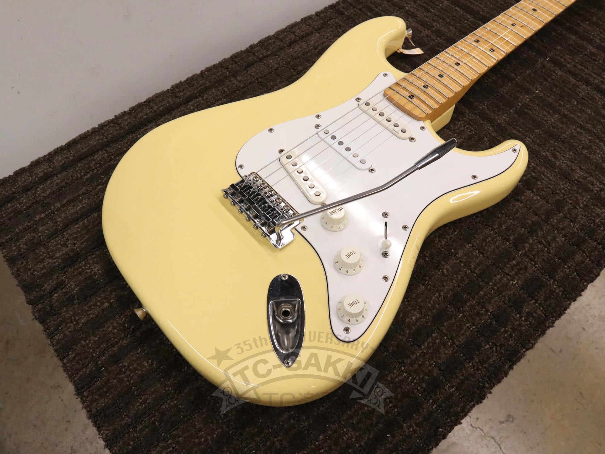 Fender Japan 1989-1990 ST72-86DSC