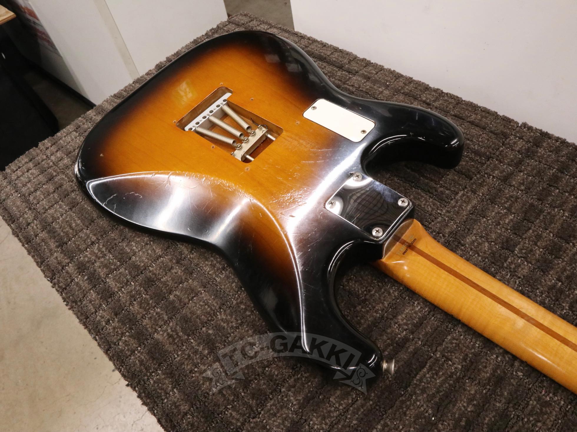 Fender Japan 1989 ST54-130E Extrad - TC楽器 - TCGAKKI