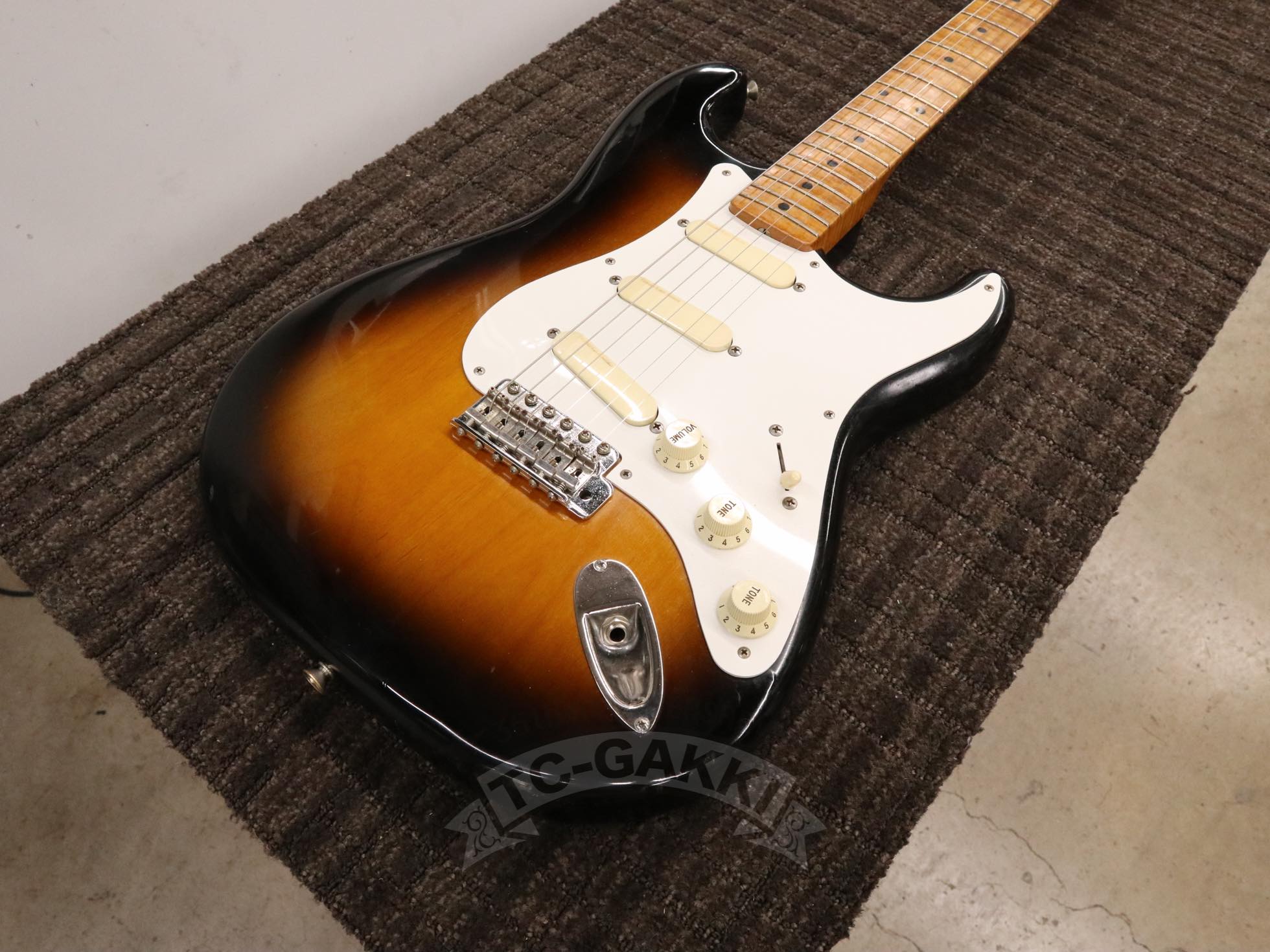 Fender Japan 1989 ST54-130E Extrad - TC楽器 - TCGAKKI