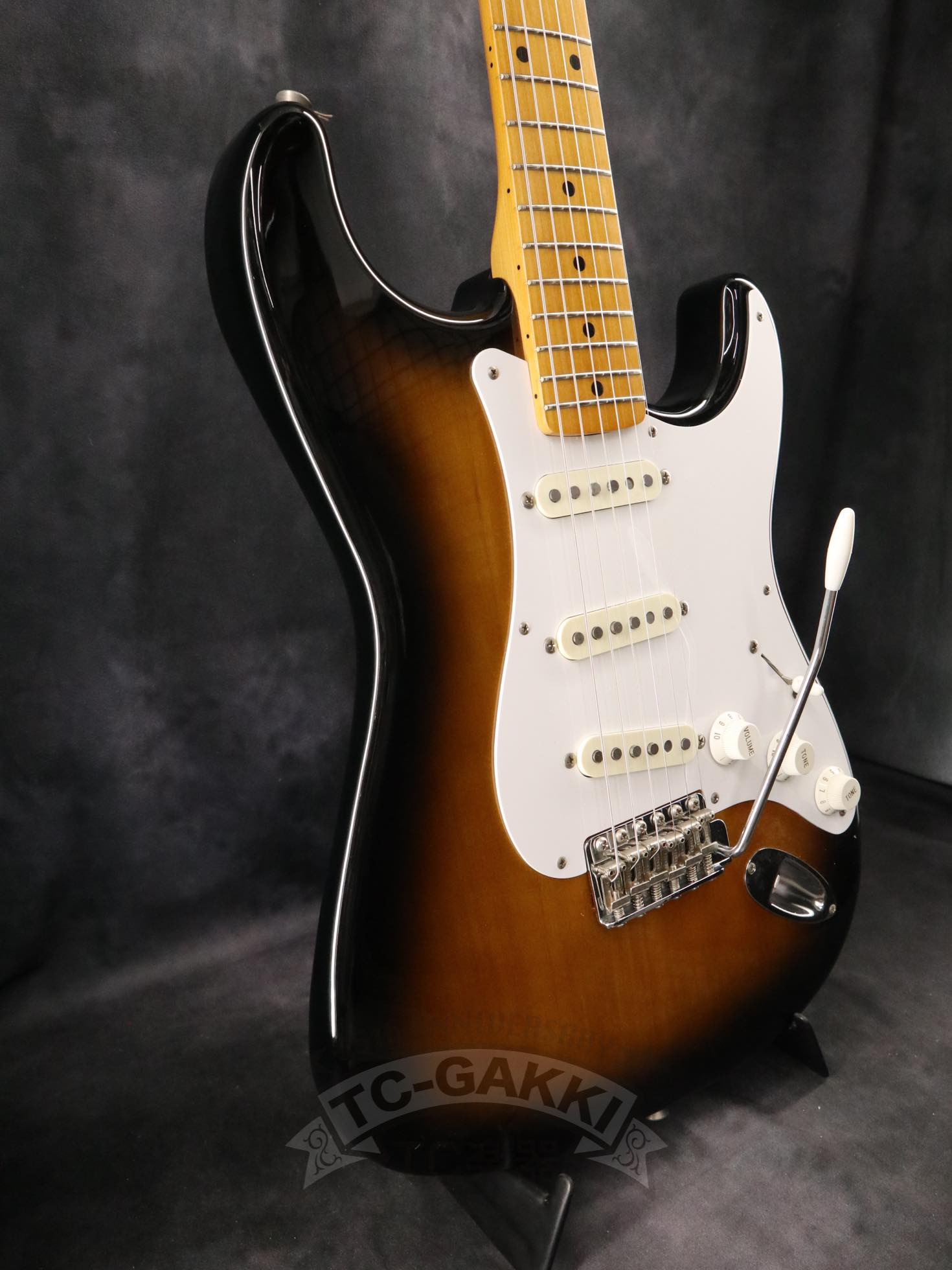 Fender Japan 1989 ST54-55 E Serial - TC楽器 - TCGAKKI