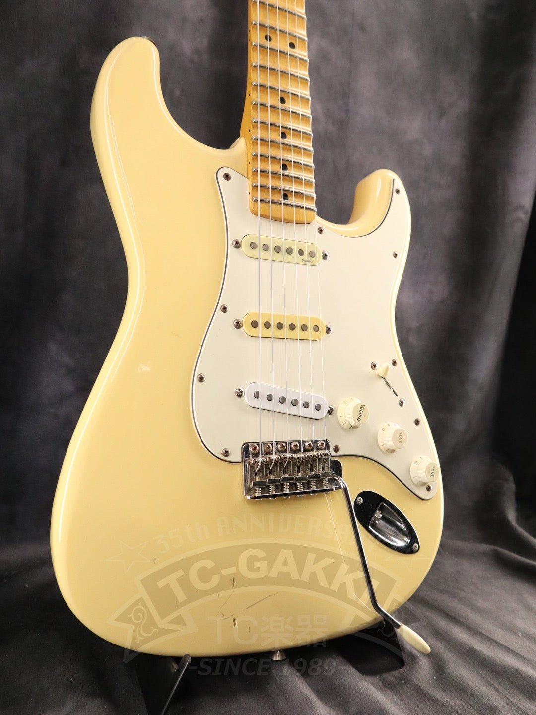 Fender Japan ST-YJM