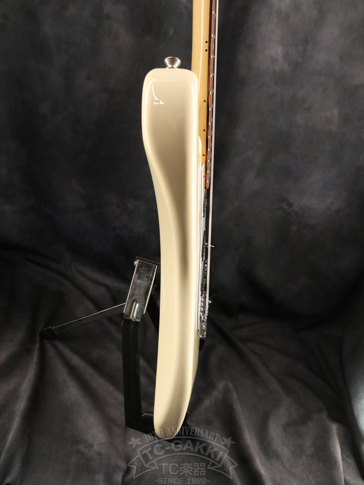 Fender Japan ST72-66US - TC楽器 - TCGAKKI