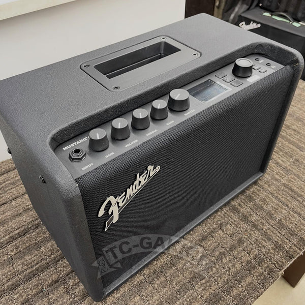 Fender Mustang GT40 - TC楽器 - TCGAKKI