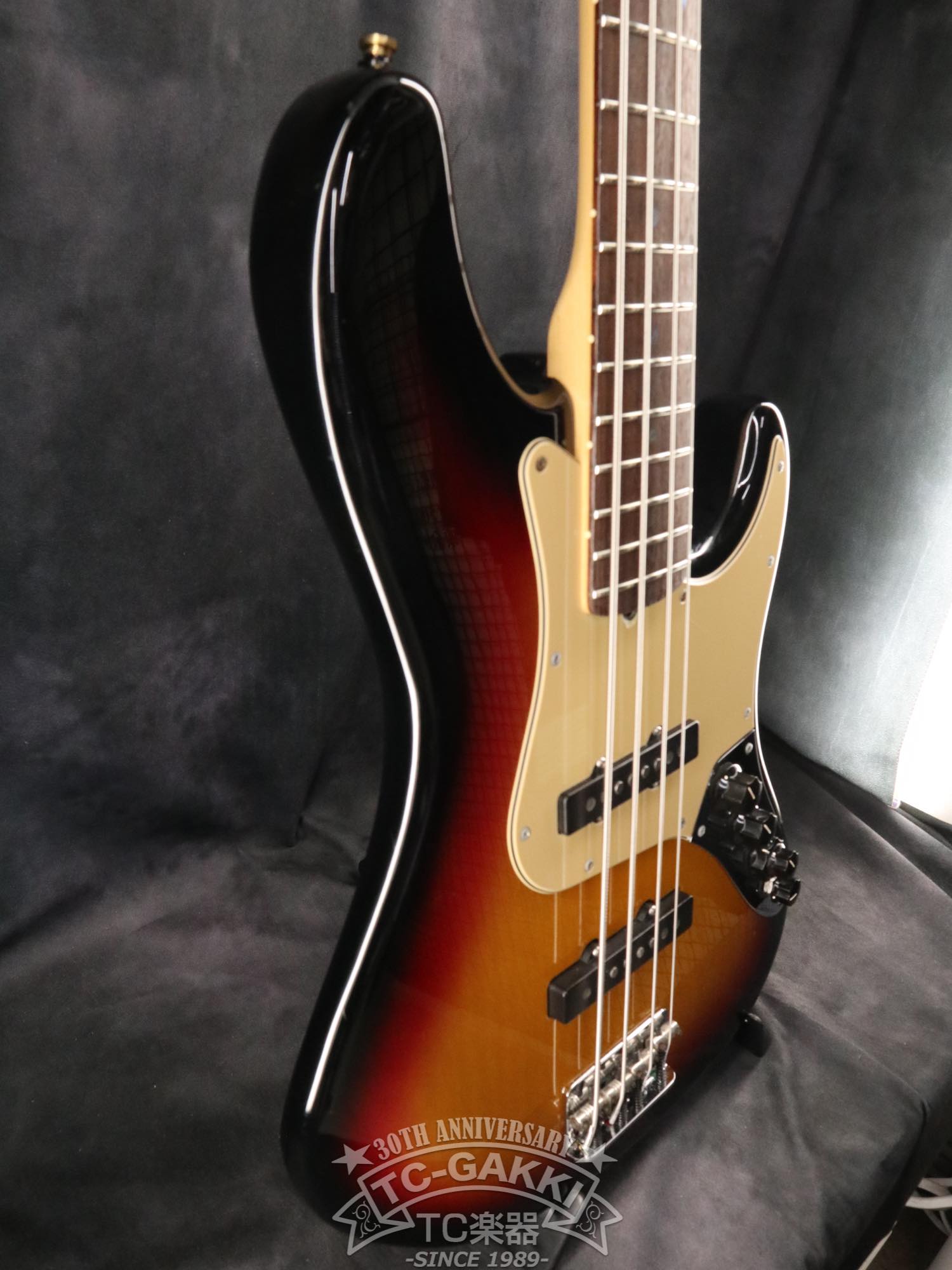 Fender USA 2005 American Deluxe Jazz Bass - TC楽器 - TCGAKKI