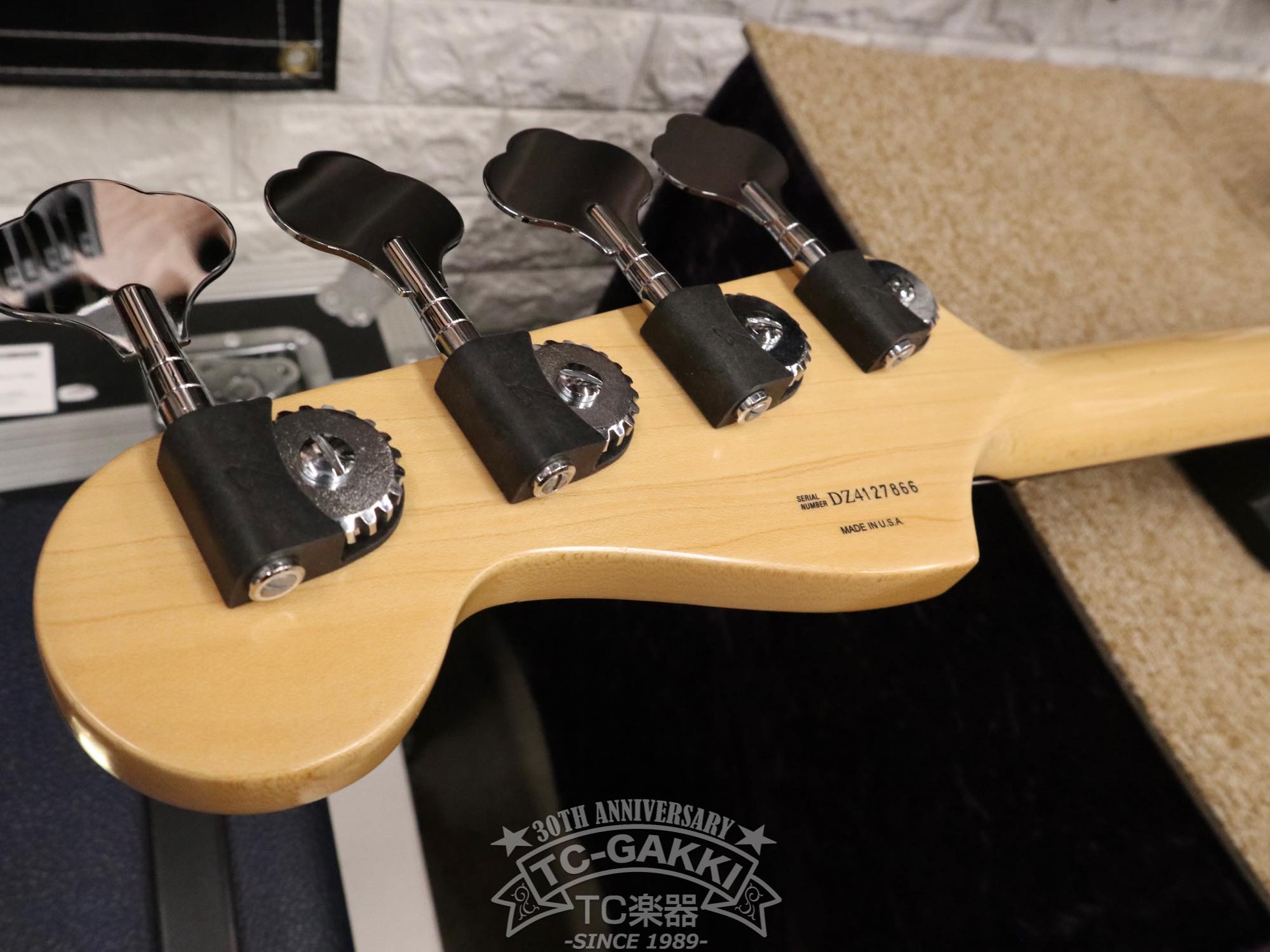 Fender USA 2005 American Deluxe Jazz Bass - TC楽器 - TCGAKKI