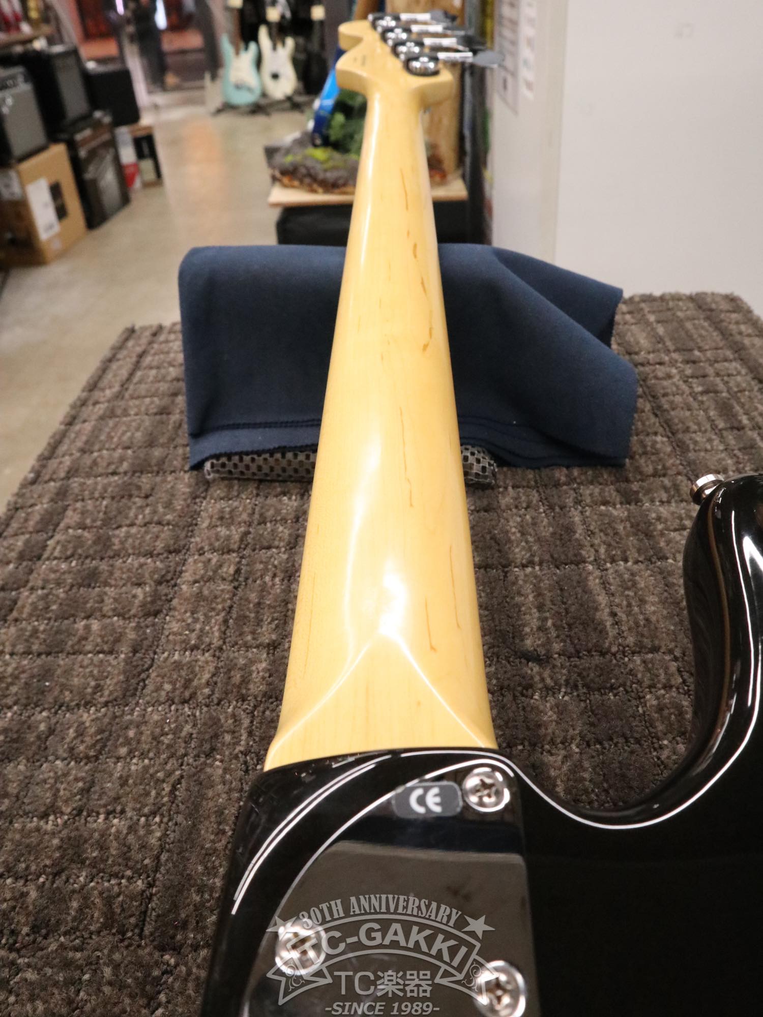 Fender USA 2005 American Deluxe Precision Bass - TC楽器 - TCGAKKI