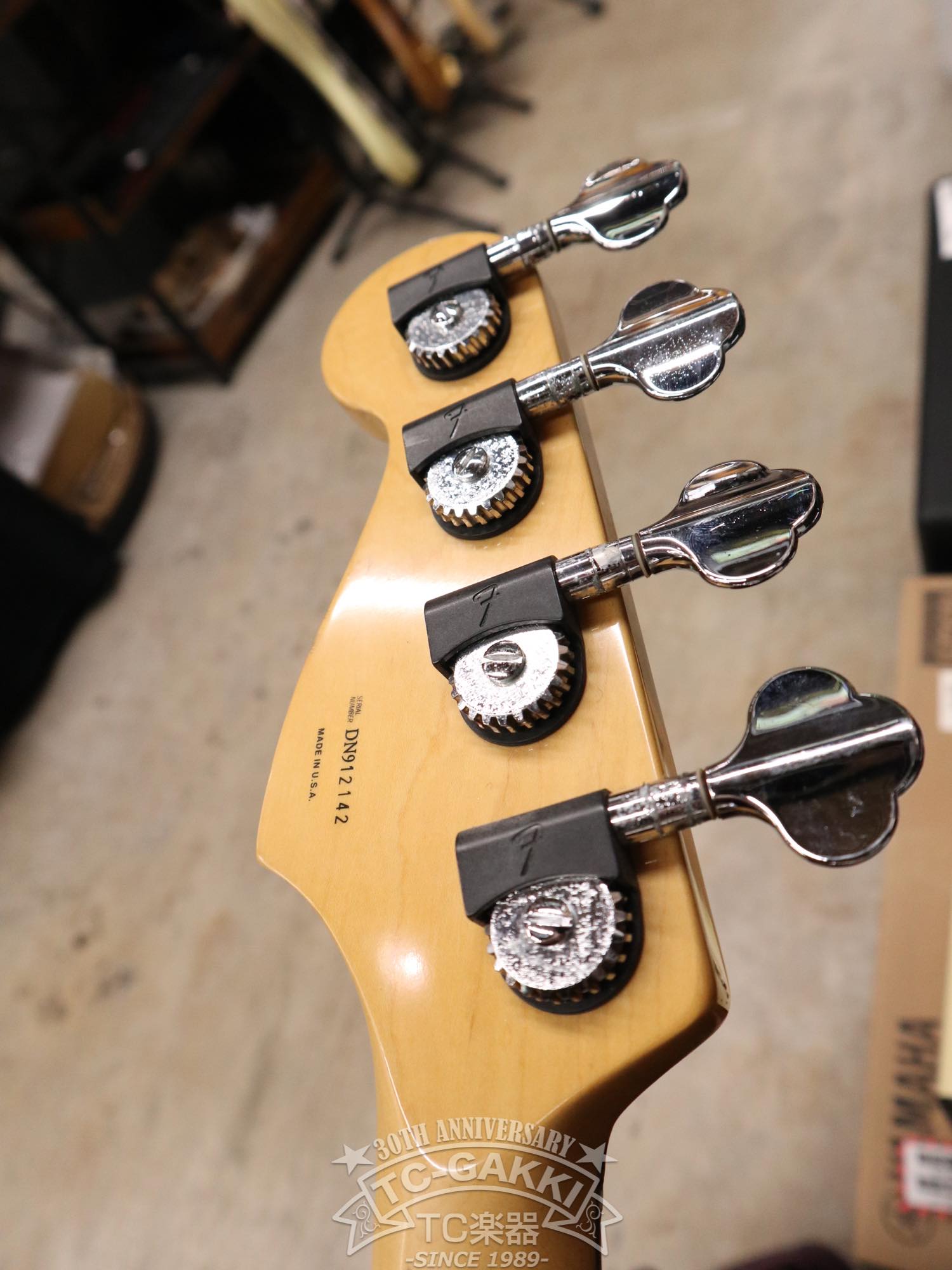 Fender USA American Deluxe Jazz Bass FL - TC楽器 - TCGAKKI