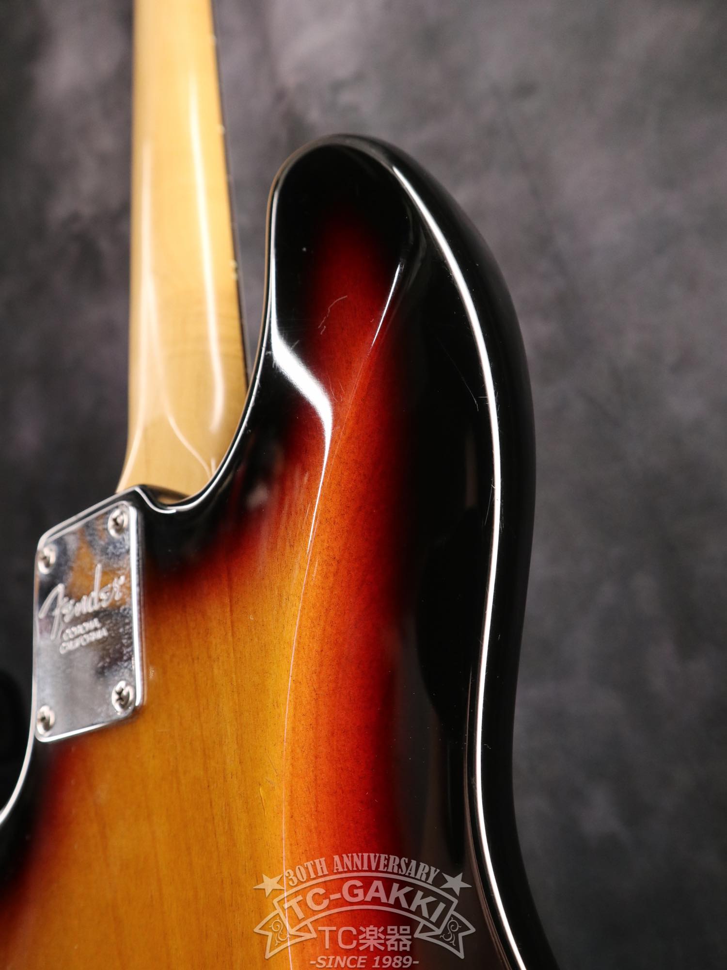 Fender USA American Deluxe Jazz Bass FL - TC楽器 - TCGAKKI