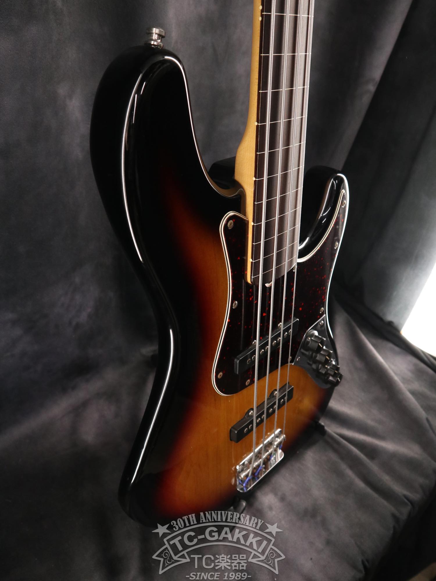 Fender USA American Deluxe Jazz Bass FL - TC楽器 - TCGAKKI