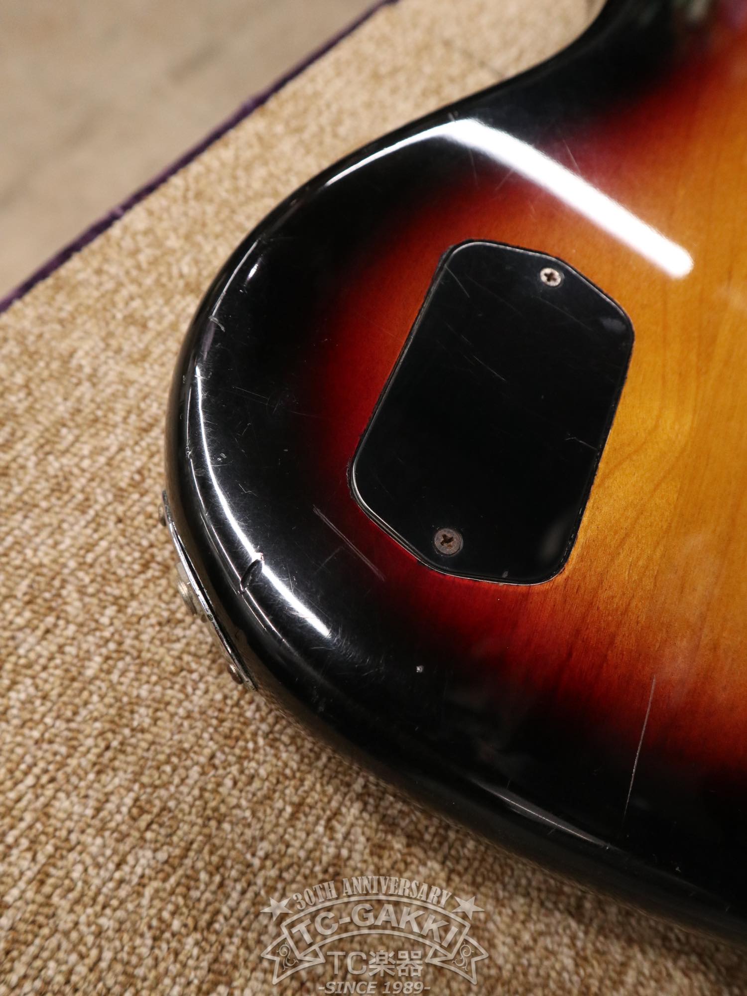 Fender USA American Deluxe Jazz Bass FL - TC楽器 - TCGAKKI