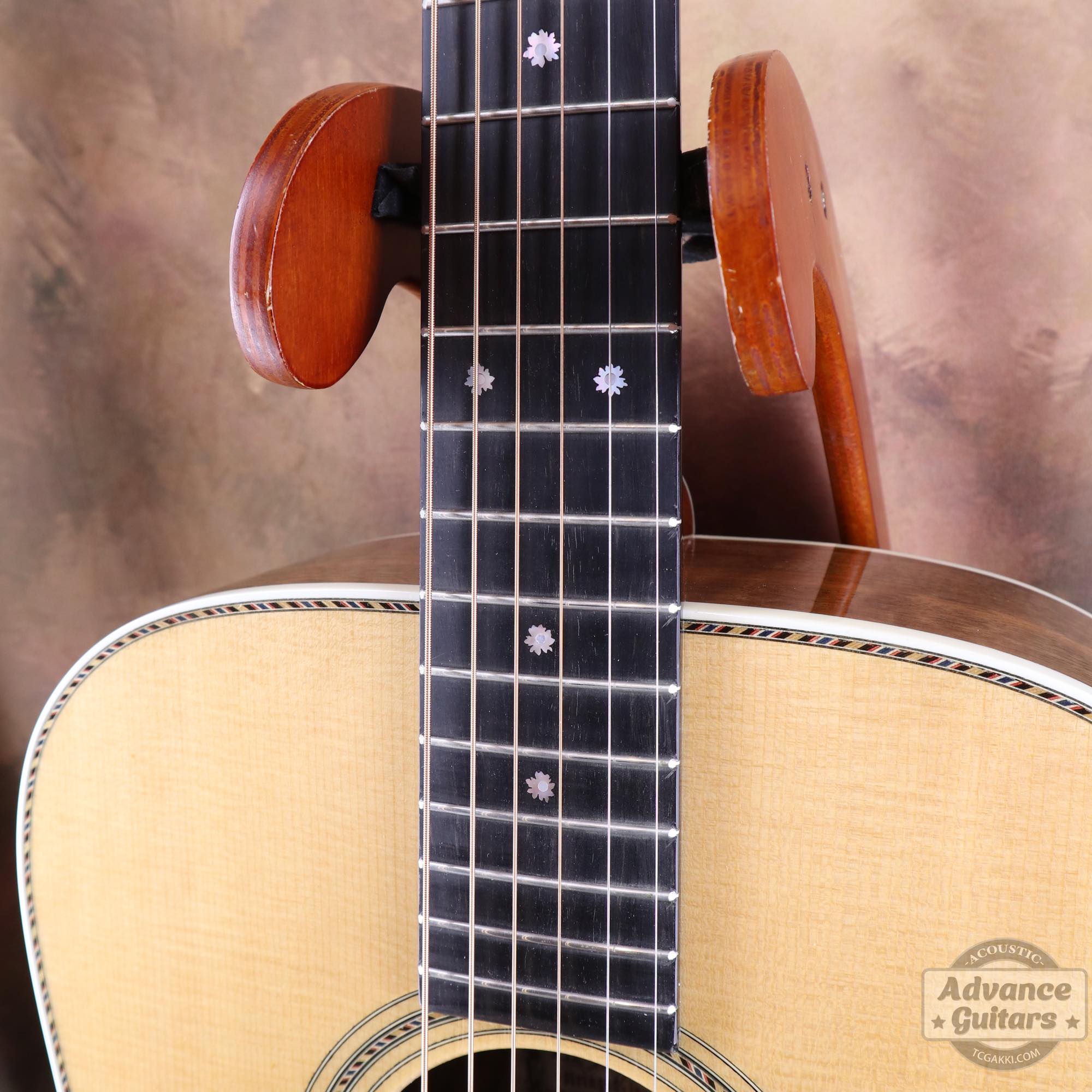 Flame Claro Walnut Dreadnought Advance Guitars Signature Model - TC楽器 - TCGAKKI