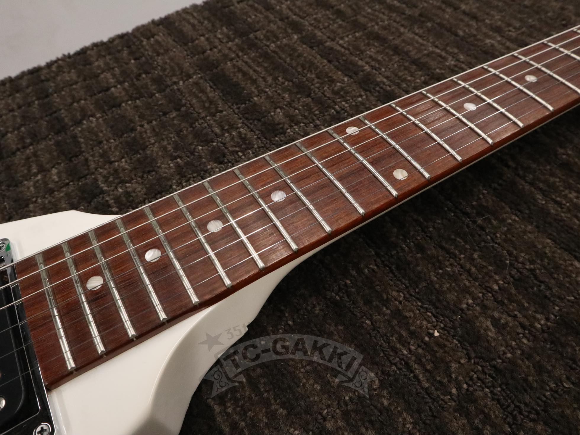 Flying V 2017T - TC楽器 - TCGAKKI