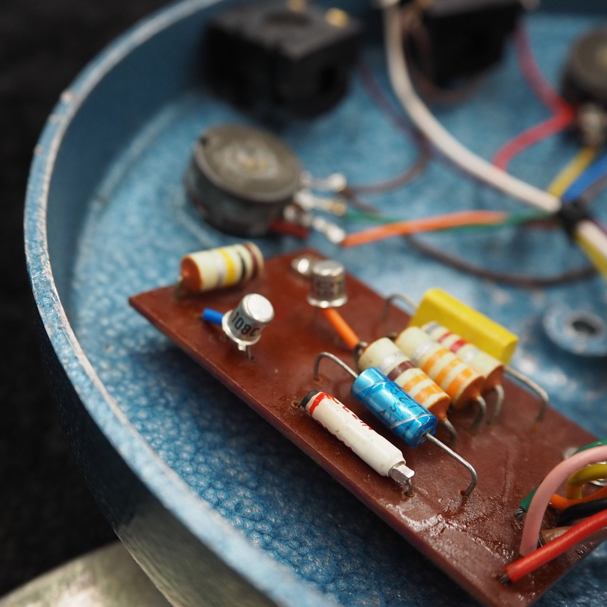 fuzz-face-1915431.jpg?v=