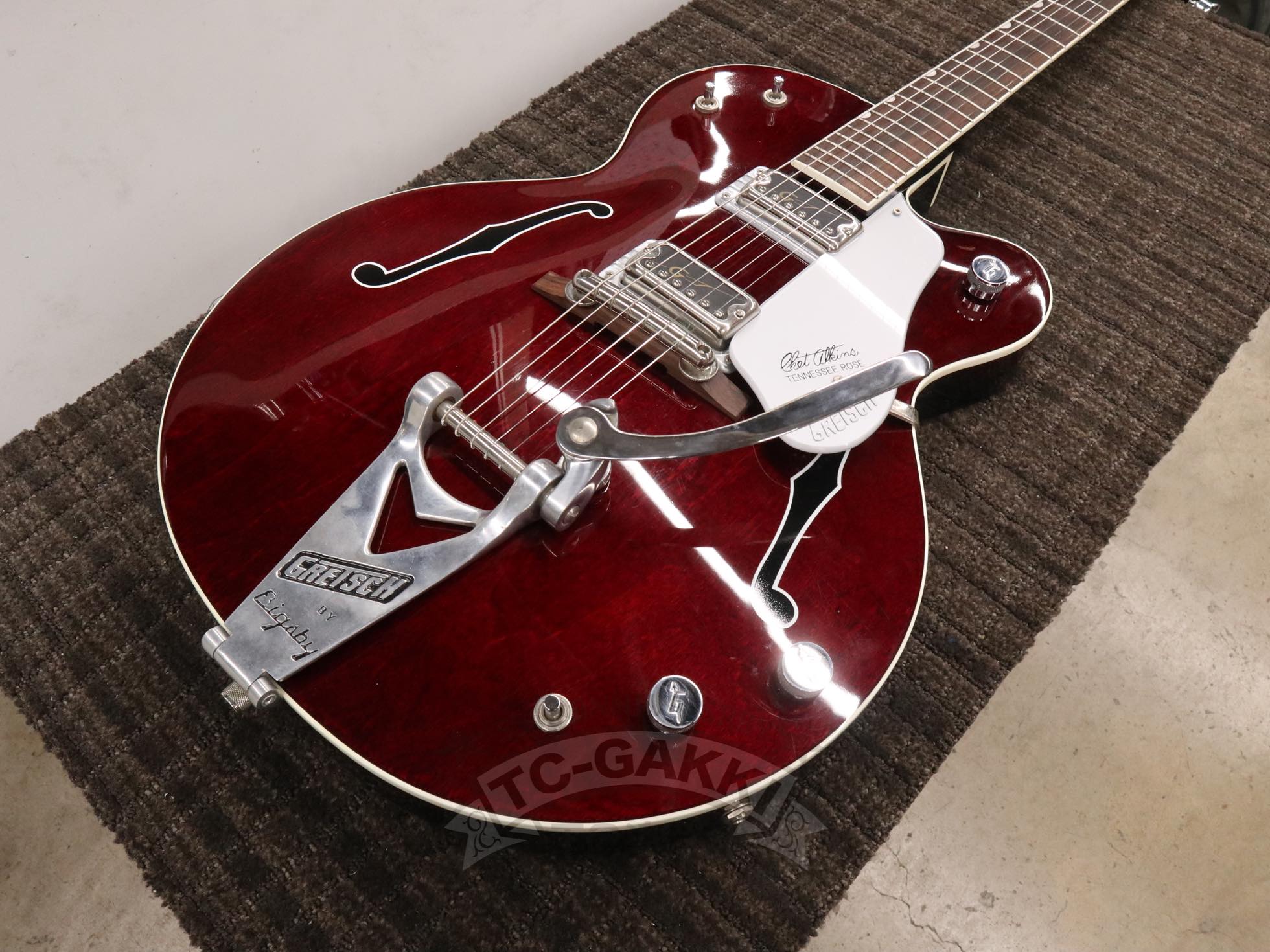 Gretsch G6119-1962HT テネシーローズ Gretsch G6119-1962HT Tennessee Rose HT - What To Know & Where To