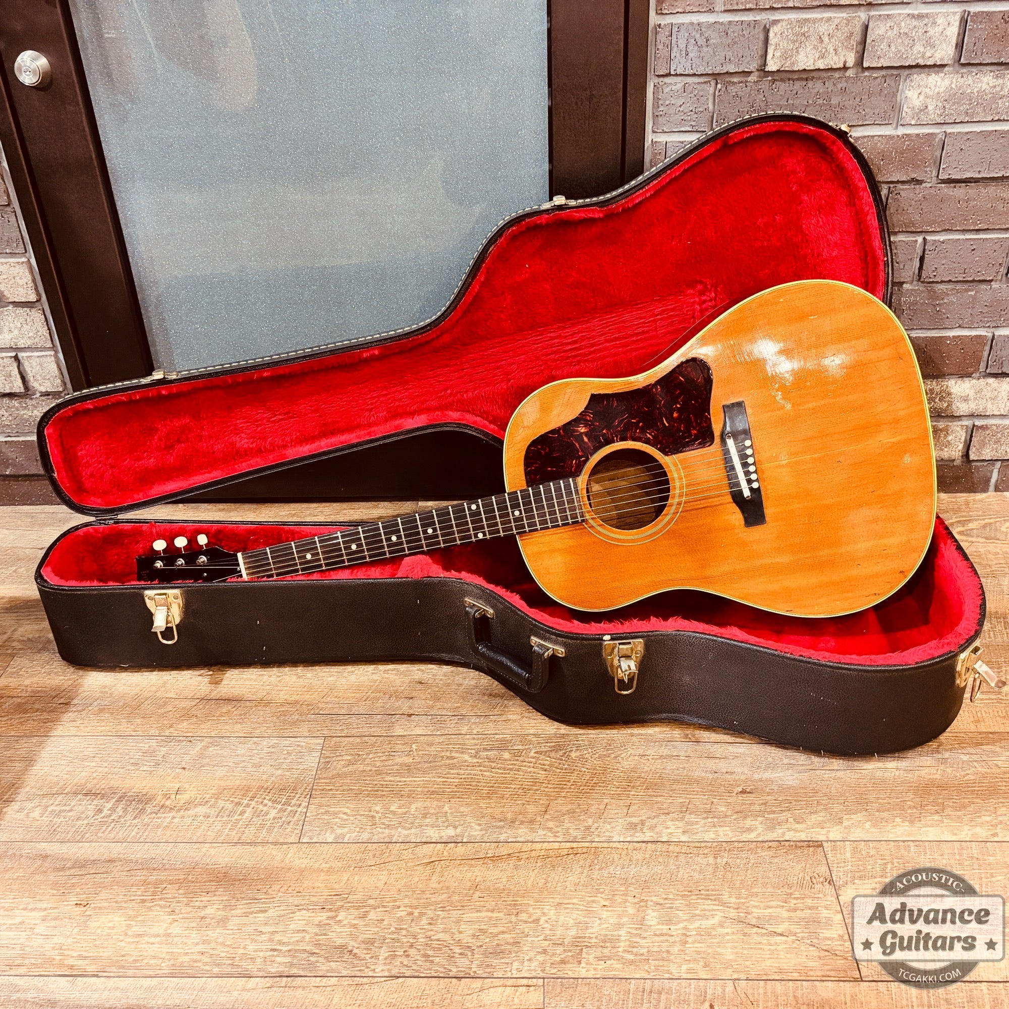 Gibson 1963年製 J-50 ADJ - TC楽器 - TCGAKKI