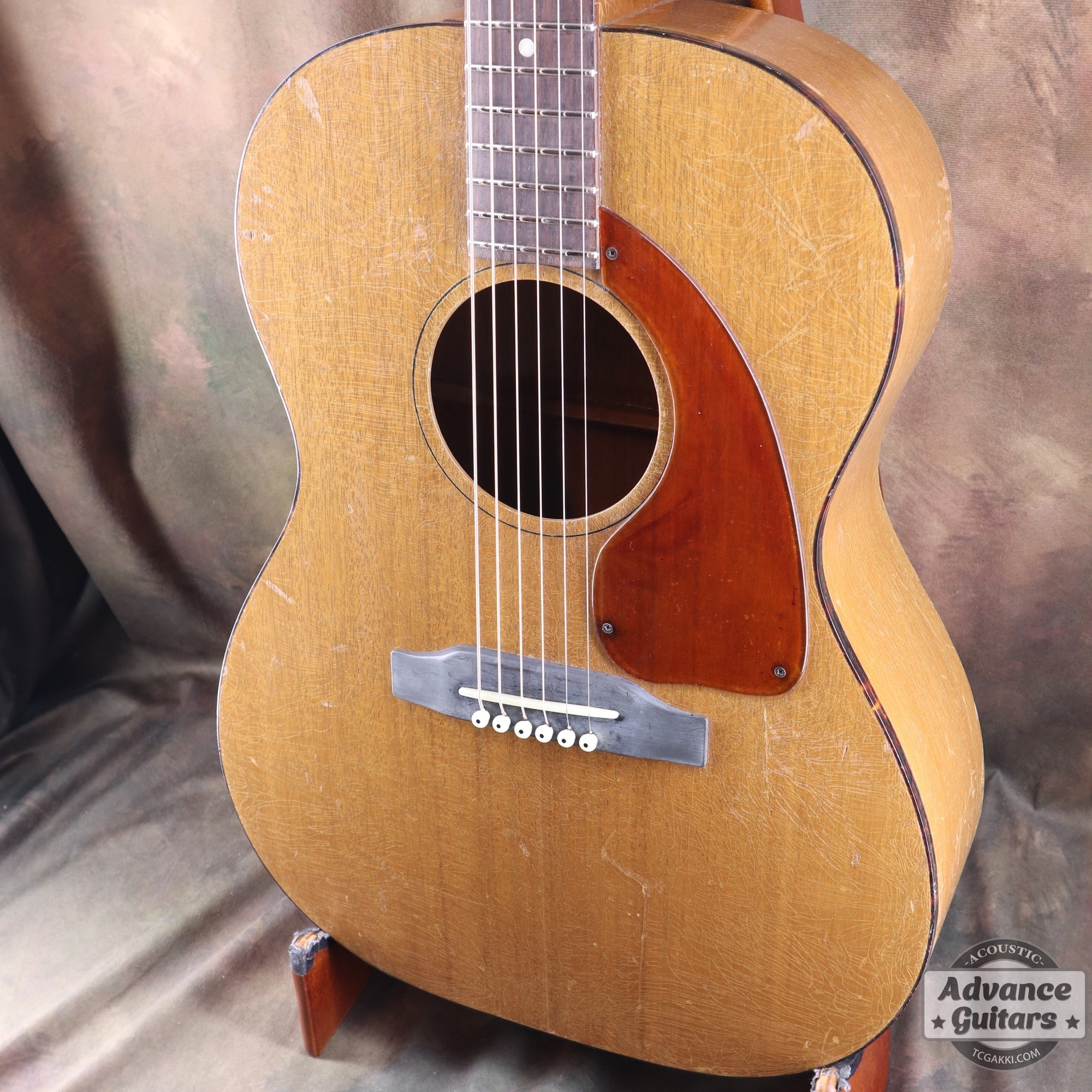 Gibson 1966年製 LG-0 - TC楽器 - TCGAKKI
