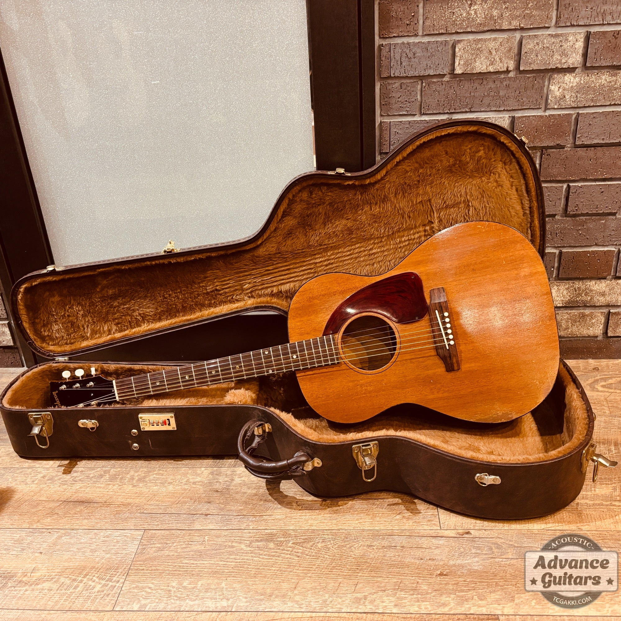 Gibson 1967年〜68年製 LG - 0 - TC楽器 - TCGAKKI