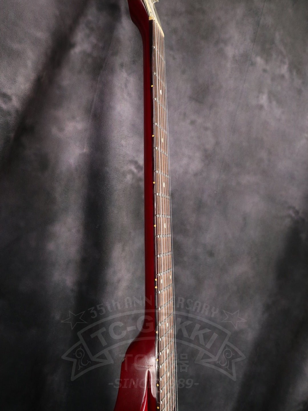 Gibson 1981 Flying V - TC楽器 - TCGAKKI