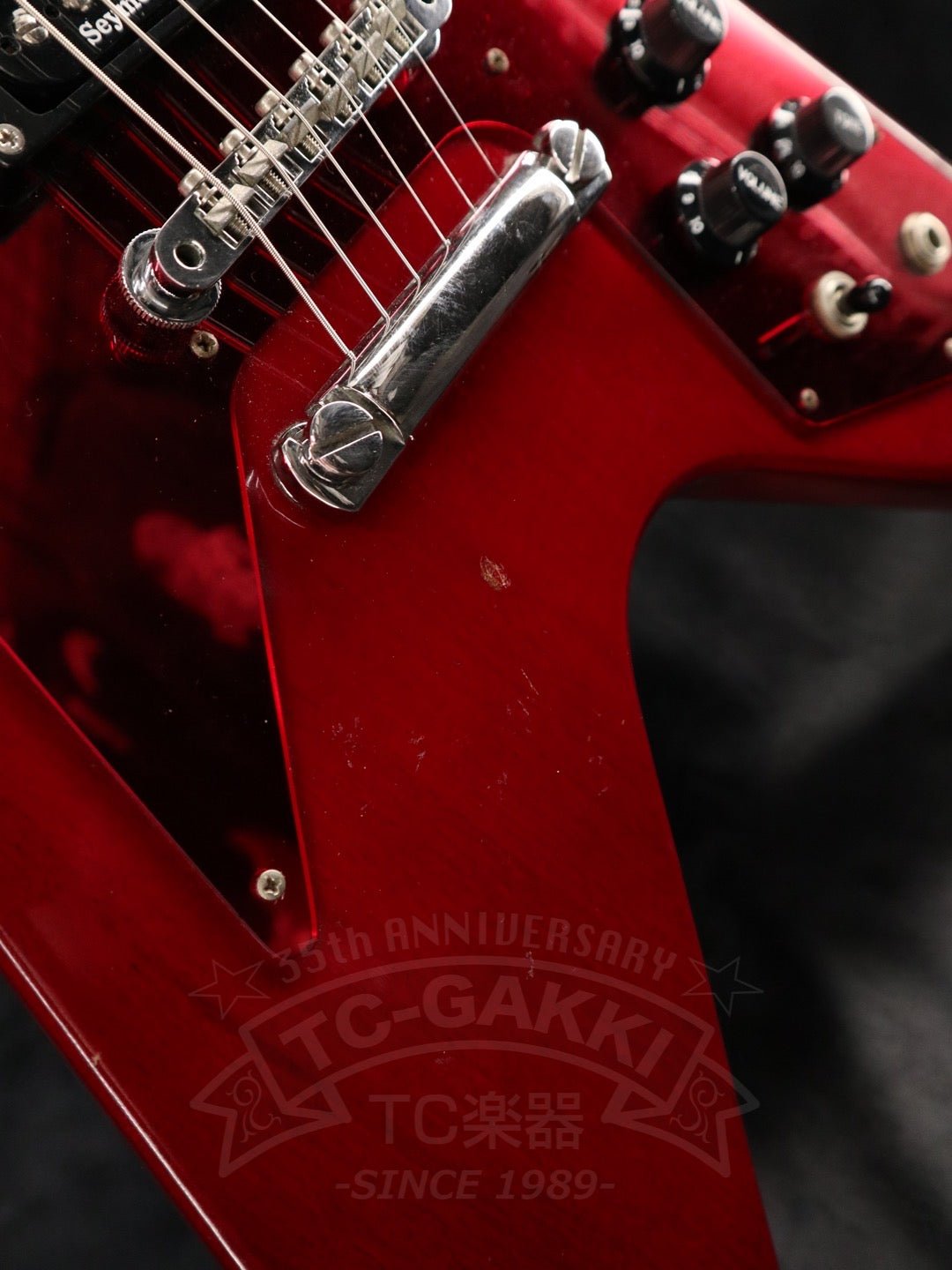 Gibson 1981 Flying V - TC楽器 - TCGAKKI