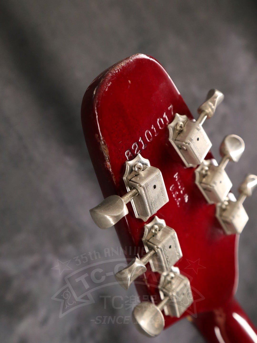 Gibson 1981 Flying V - TC楽器 - TCGAKKI