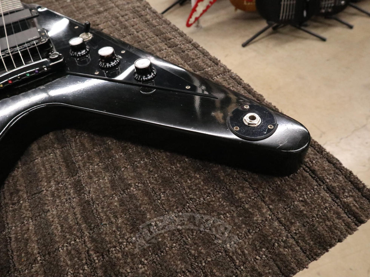 Gibson 2000 Flying V Gothic EMG Mod. - TC楽器 - TCGAKKI