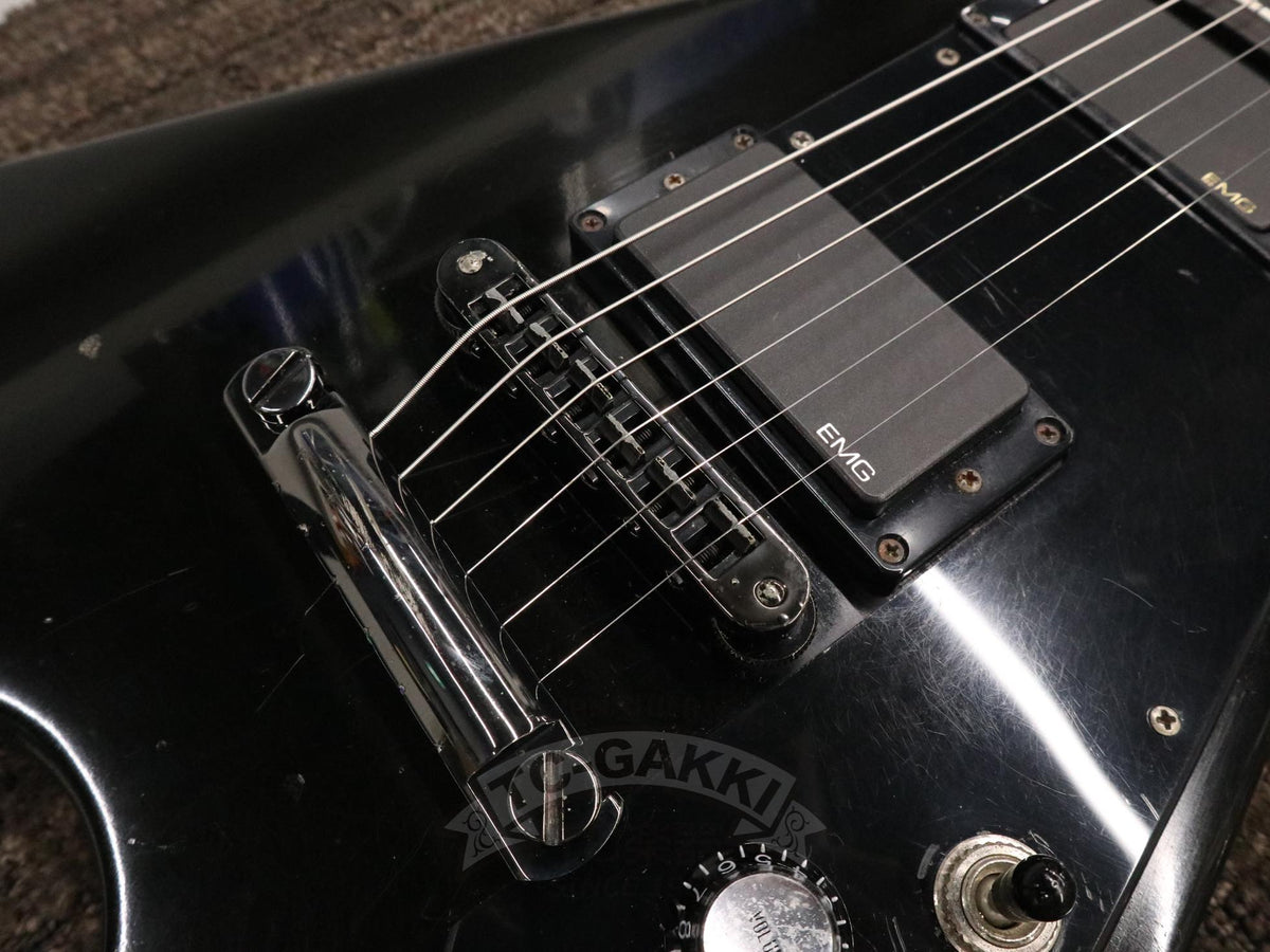Gibson 2000 Flying V Gothic EMG Mod. - TC楽器 - TCGAKKI
