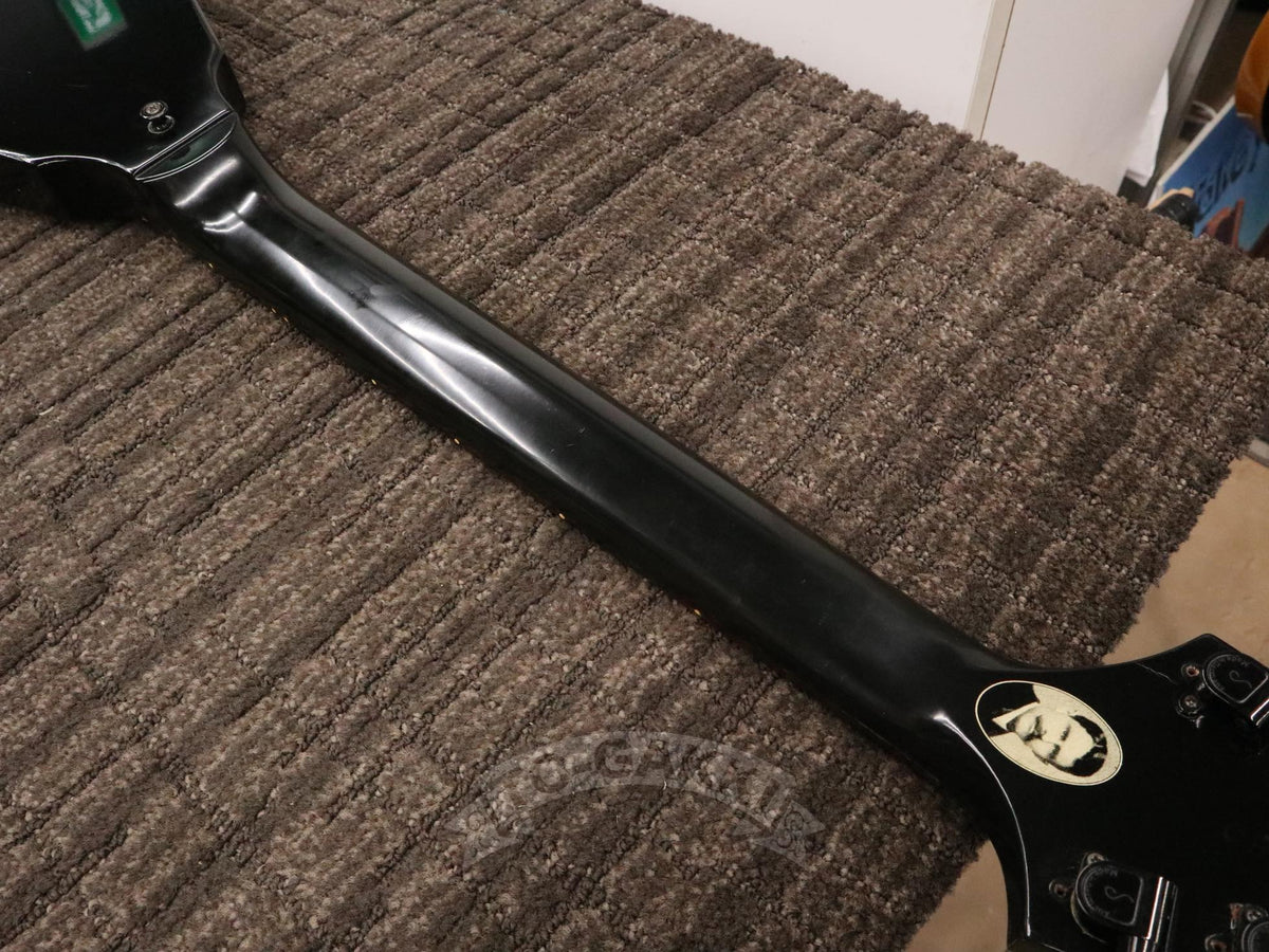 Gibson 2000 Flying V Gothic EMG Mod. - TC楽器 - TCGAKKI