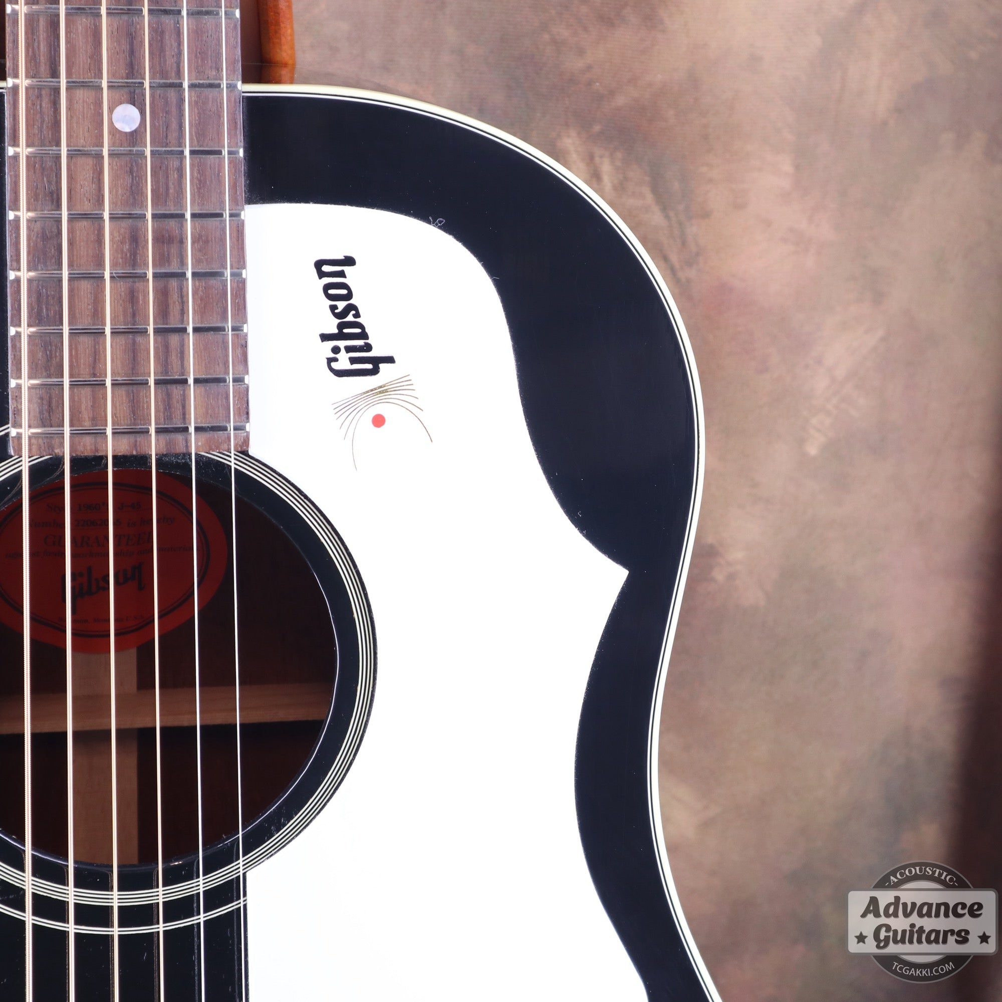 Gibson 2022年製 J-45 Ebony Black - TC楽器 - TCGAKKI