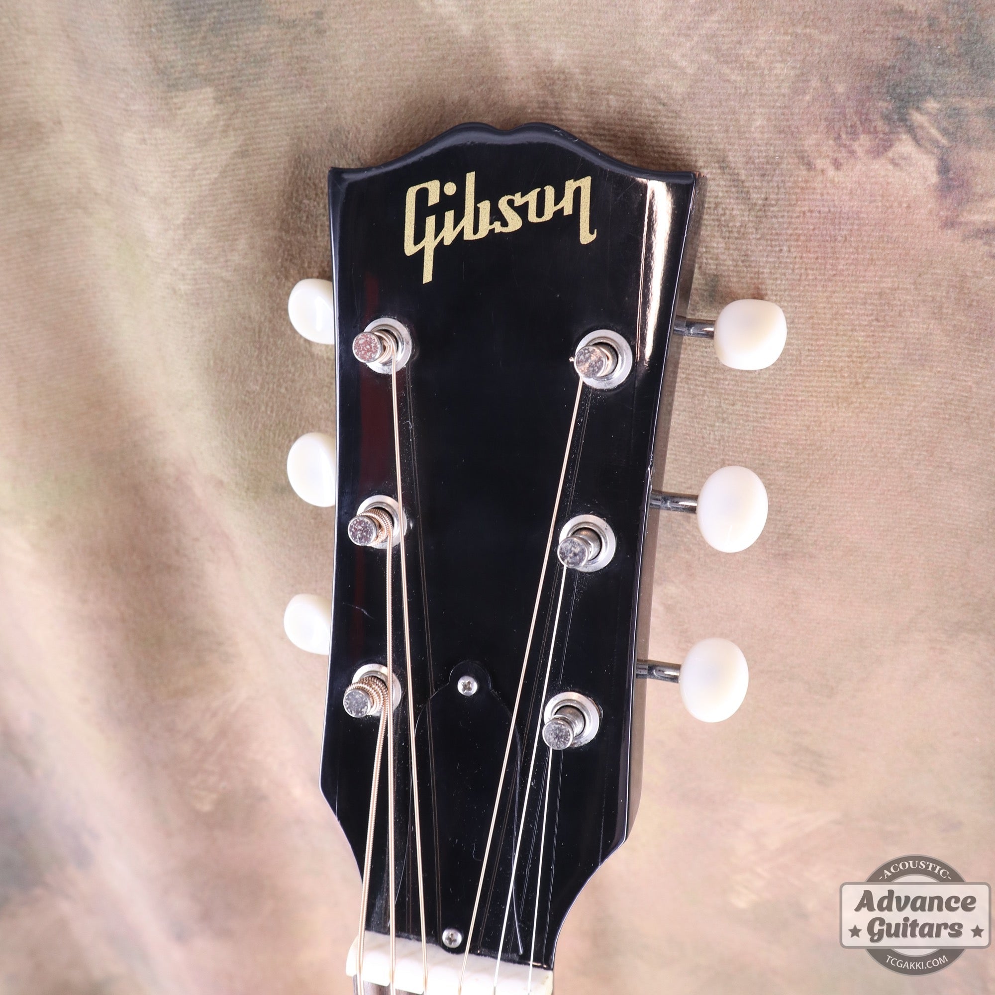 Gibson 2022年製 J - 45 Ebony Black - TC楽器 - TCGAKKI