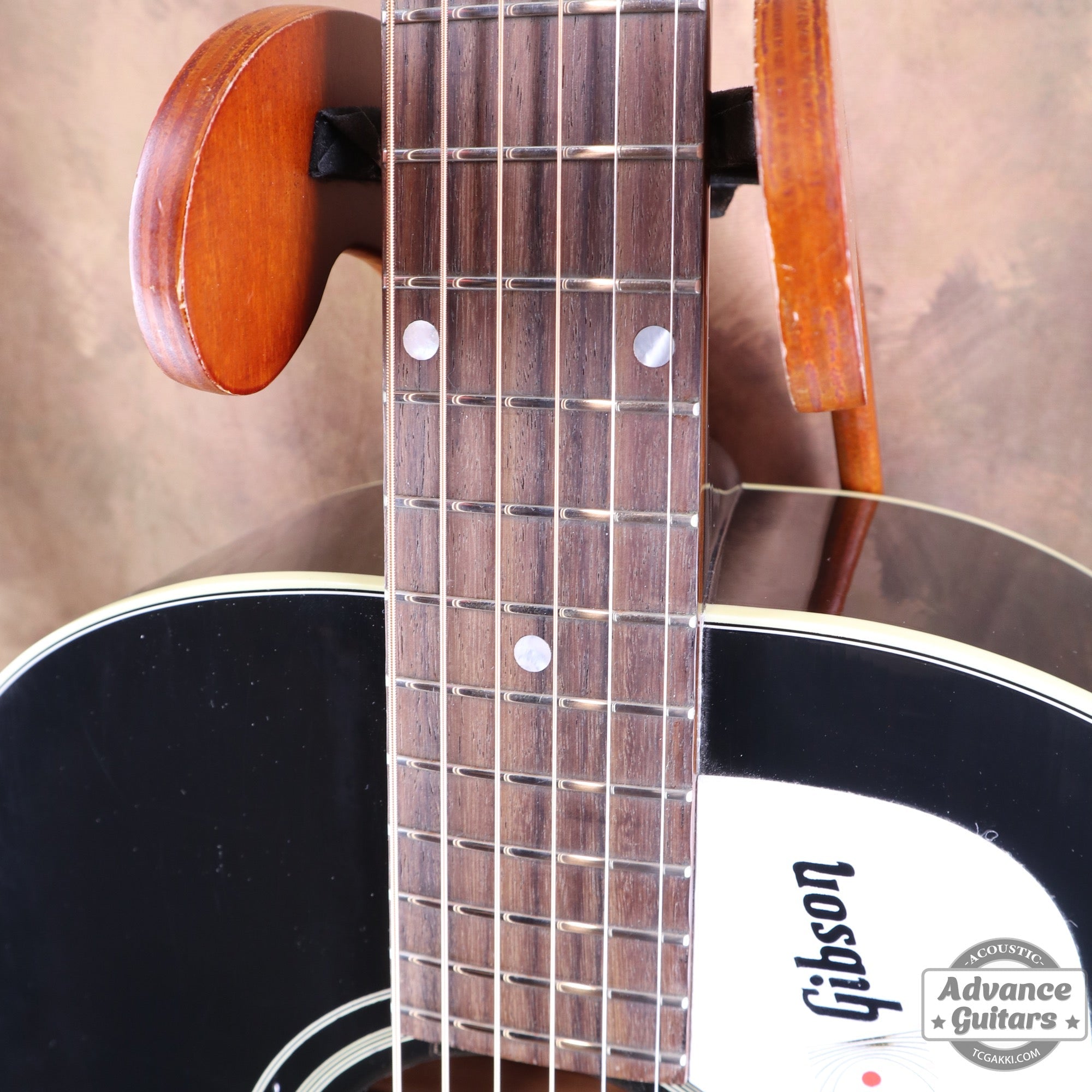 Gibson 2022年製 J - 45 Ebony Black - TC楽器 - TCGAKKI