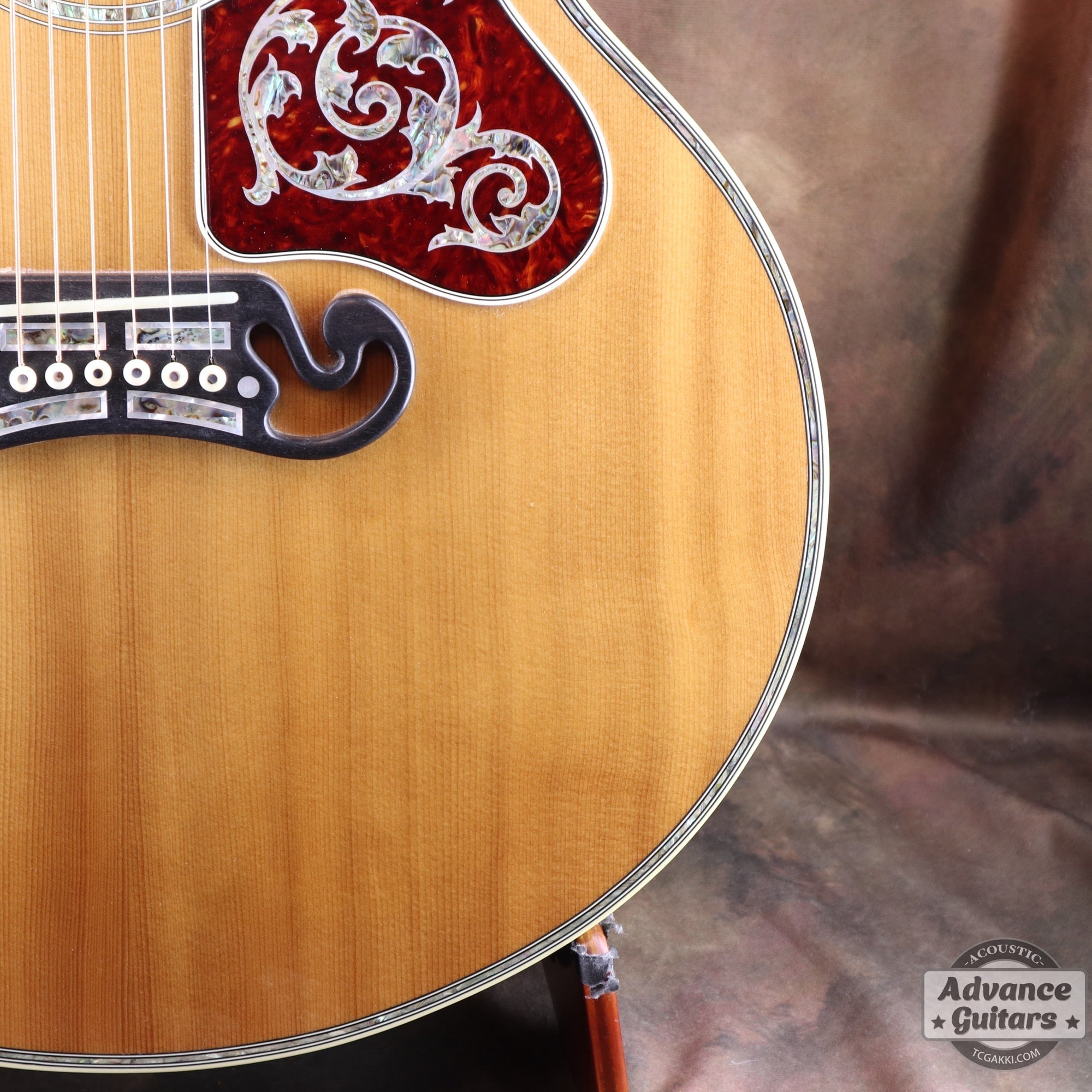 Gibson Custom Shop 2011年製 SJ-200 VINE - TC楽器 - TCGAKKI
