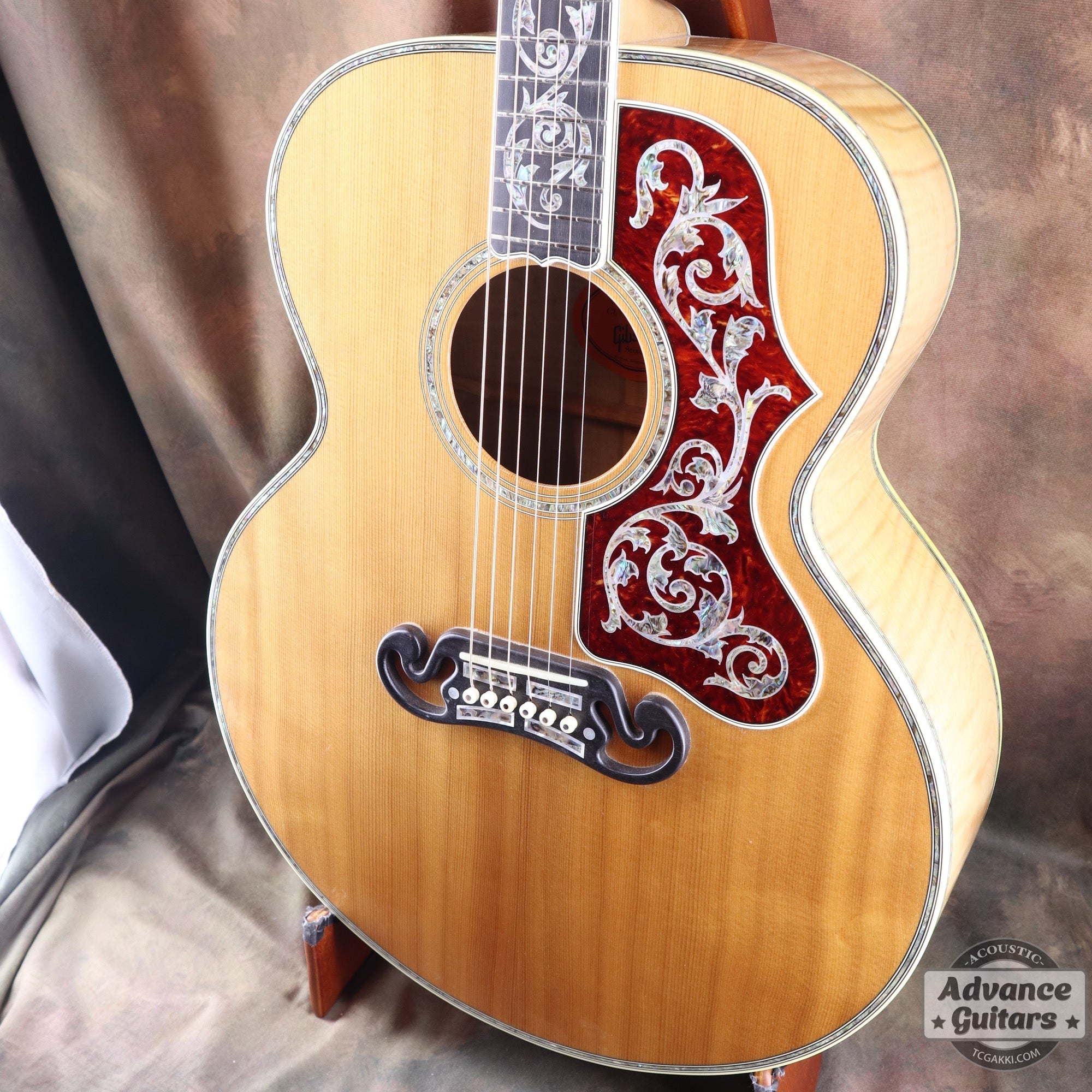Gibson Custom Shop 2011年製 SJ-200 VINE - TC楽器 - TCGAKKI