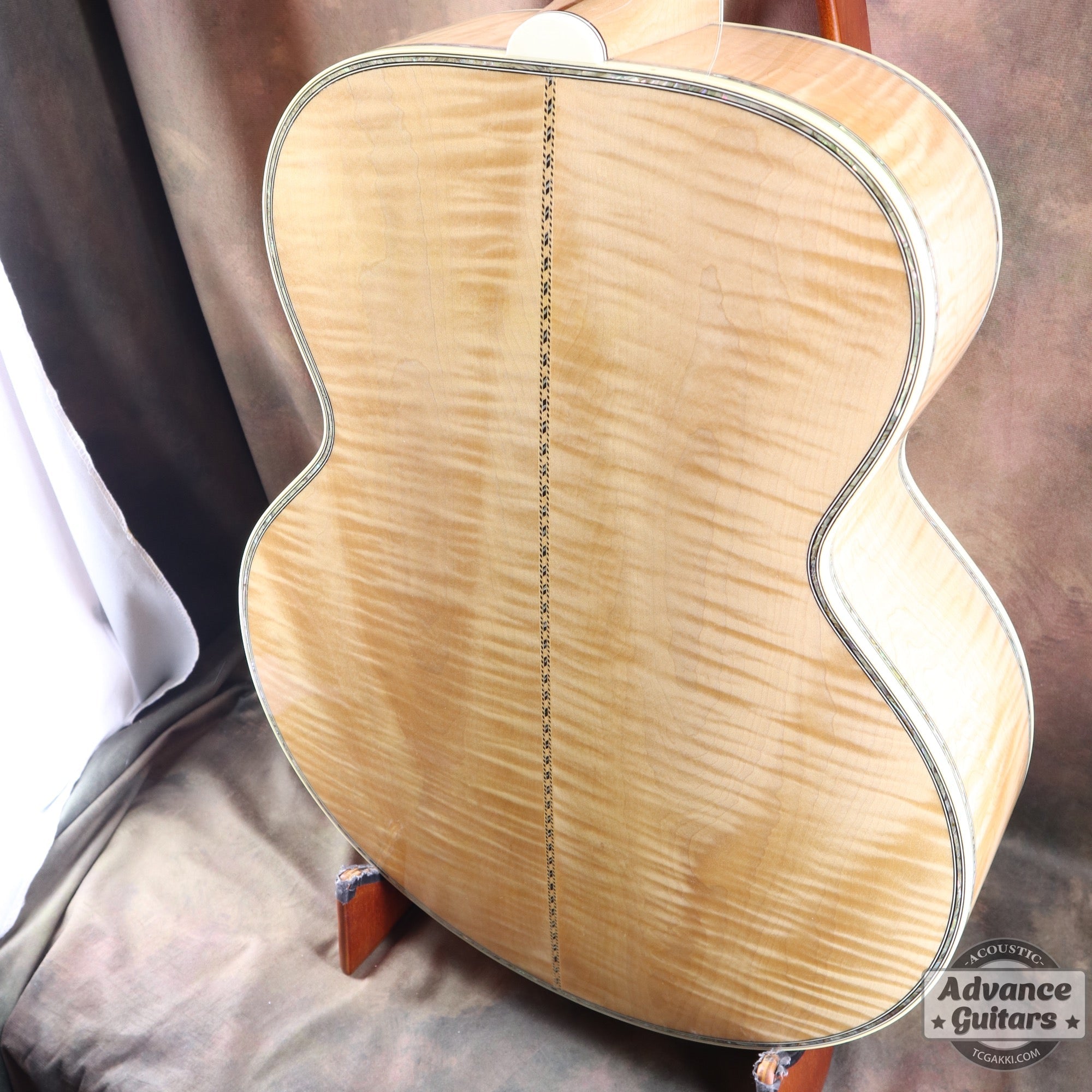Gibson Custom Shop 2011年製 SJ-200 VINE - TC楽器 - TCGAKKI
