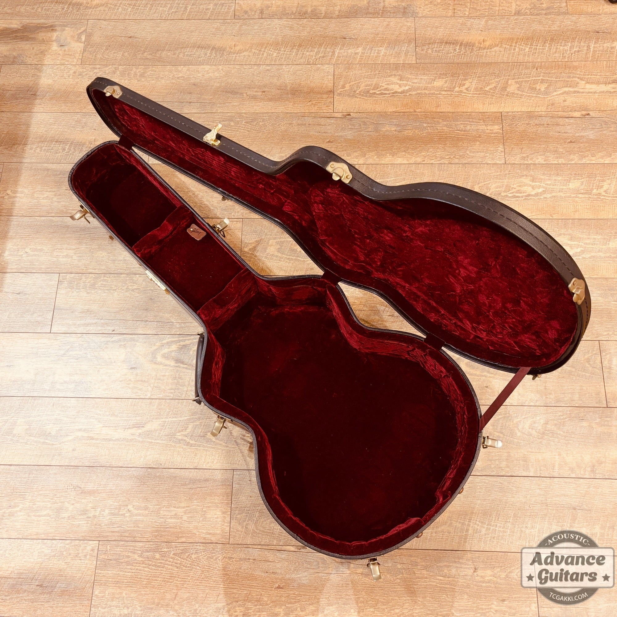 Gibson Custom Shop 2011年製 SJ-200 VINE - TC楽器 - TCGAKKI