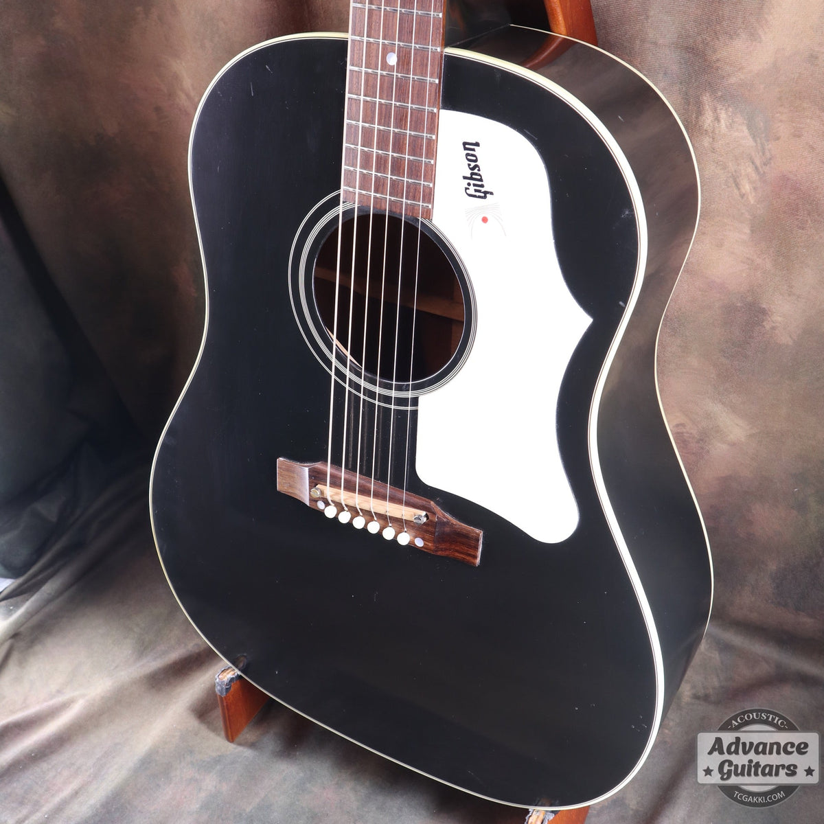 Gibson Custom Shop 2015年製 J-45 ADJ Ebony Black - TC楽器 - TCGAKKI