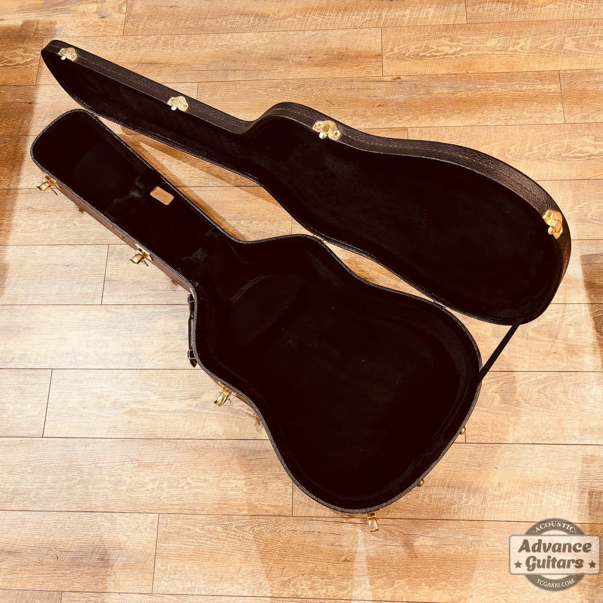 Gibson Custom Shop 2015年製 J-45 ADJ Ebony Black - TC楽器 - TCGAKKI