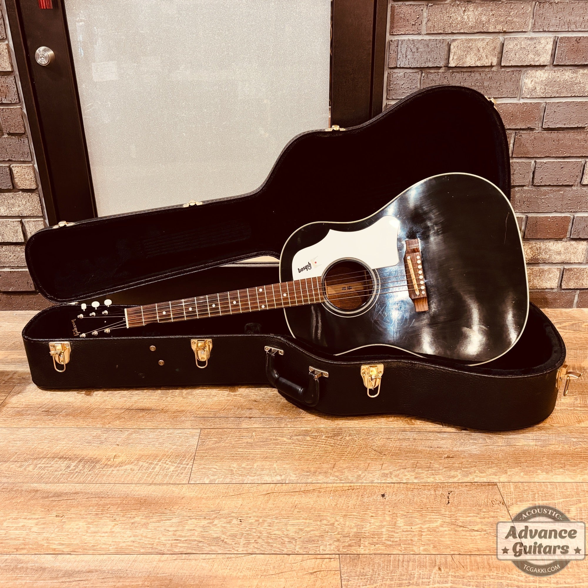 J-45 ADJ Ebony Black