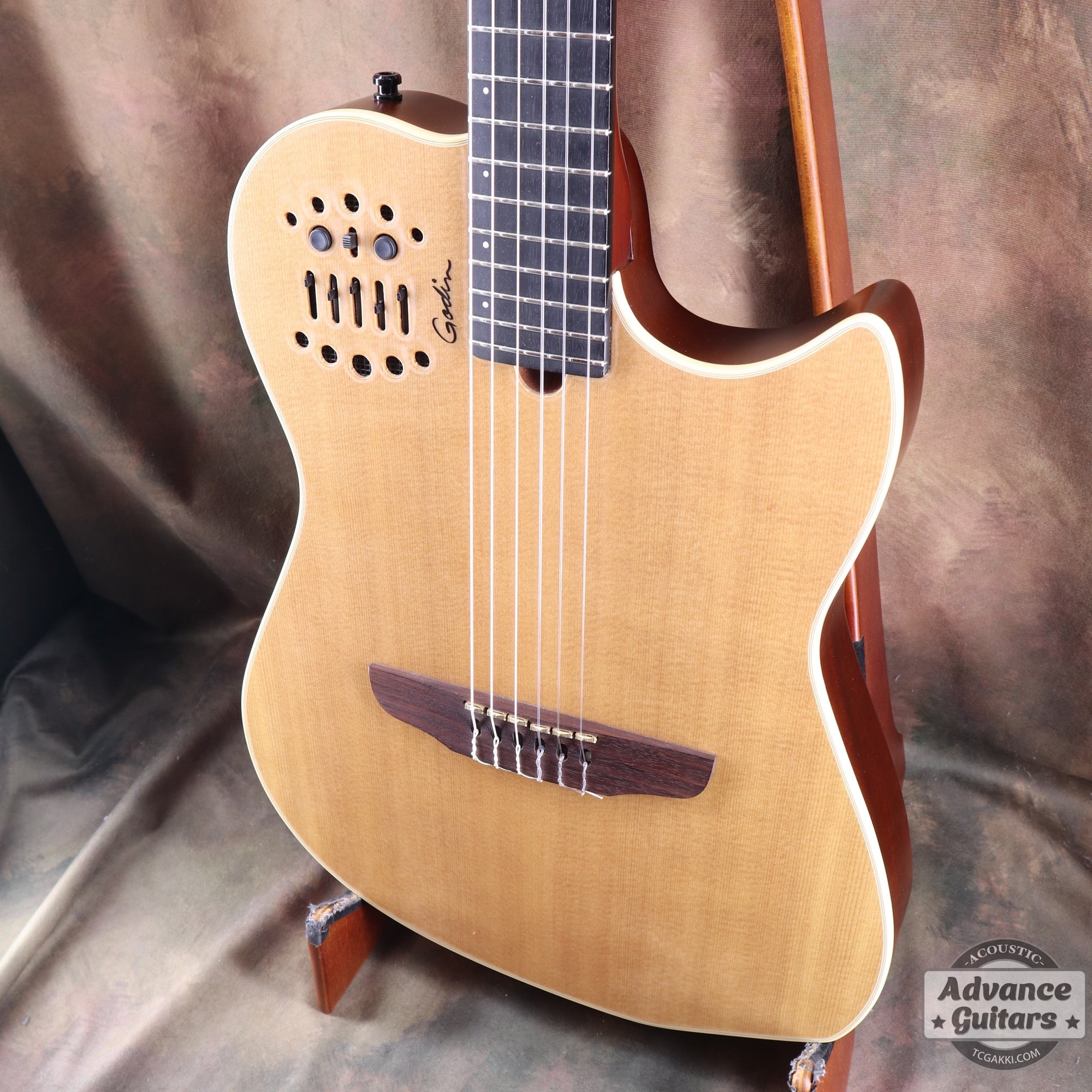 Godin 2002年製 Multiac Nylon SG - TC楽器 - TCGAKKI
