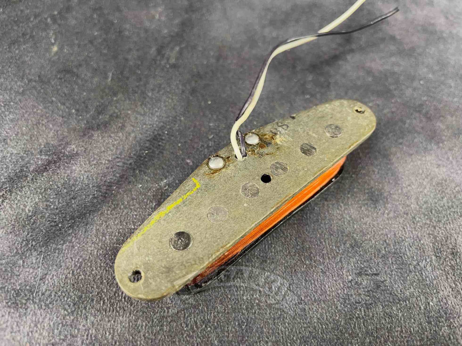 Gray Bobin Mustang Pickup - TC楽器 - TCGAKKI