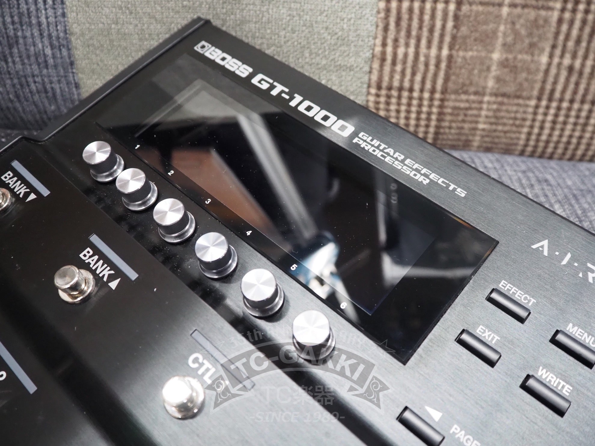 GT - 1000 GUITAR EFFECTS PROCESSOR - TC楽器 - TCGAKKI