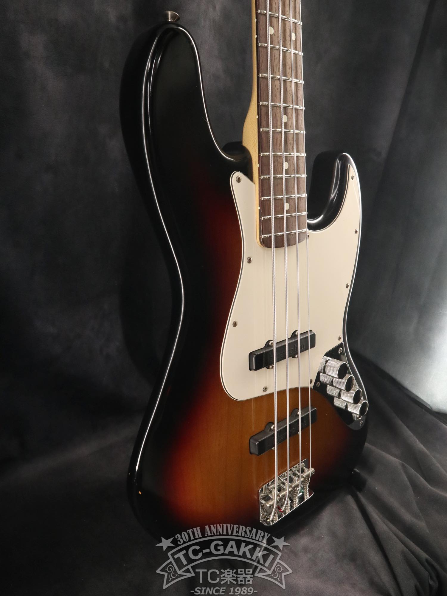 Highway One Jazz Bass Mod. - TC楽器 - TCGAKKI