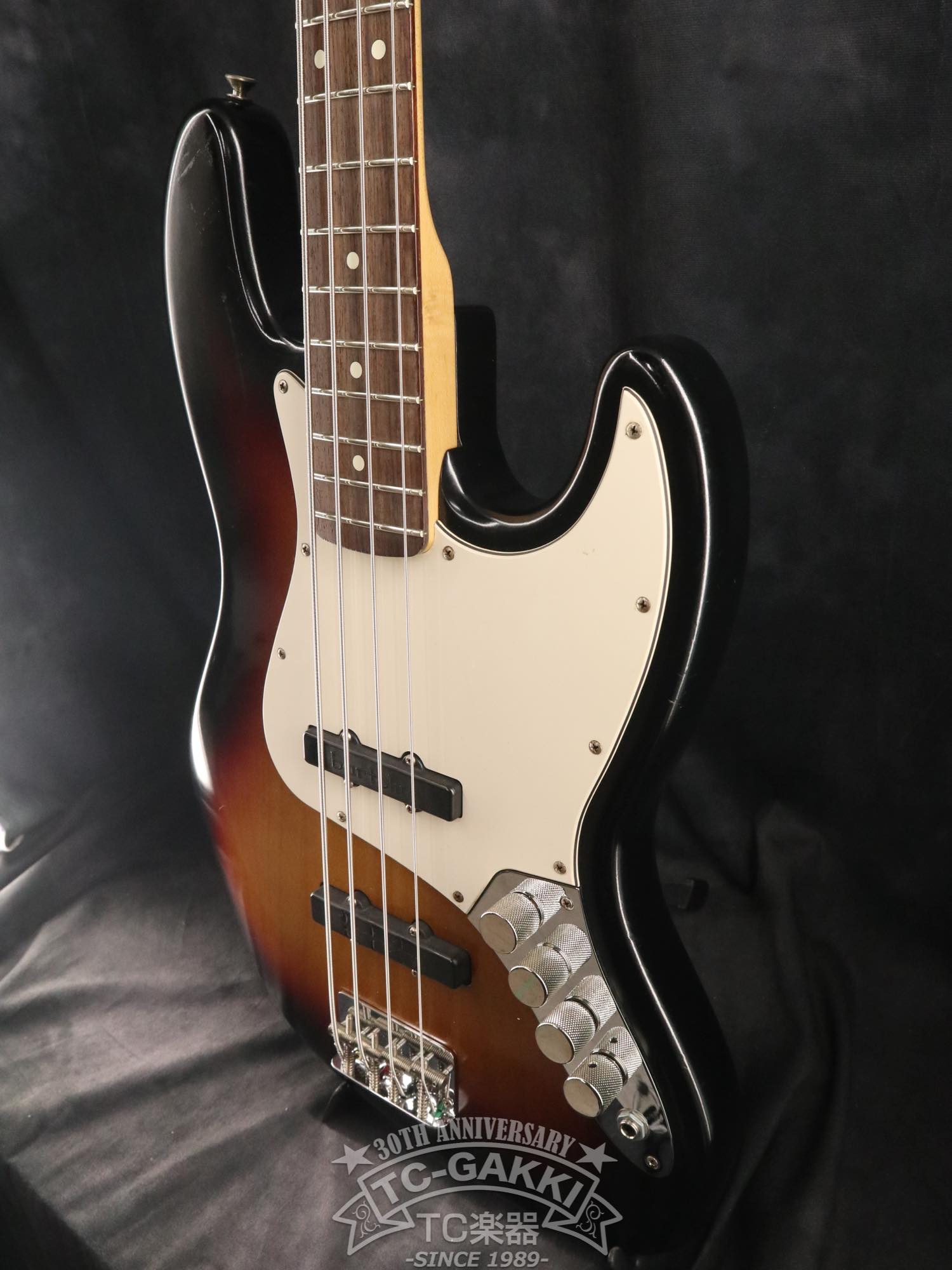 Highway One Jazz Bass Mod. - TC楽器 - TCGAKKI