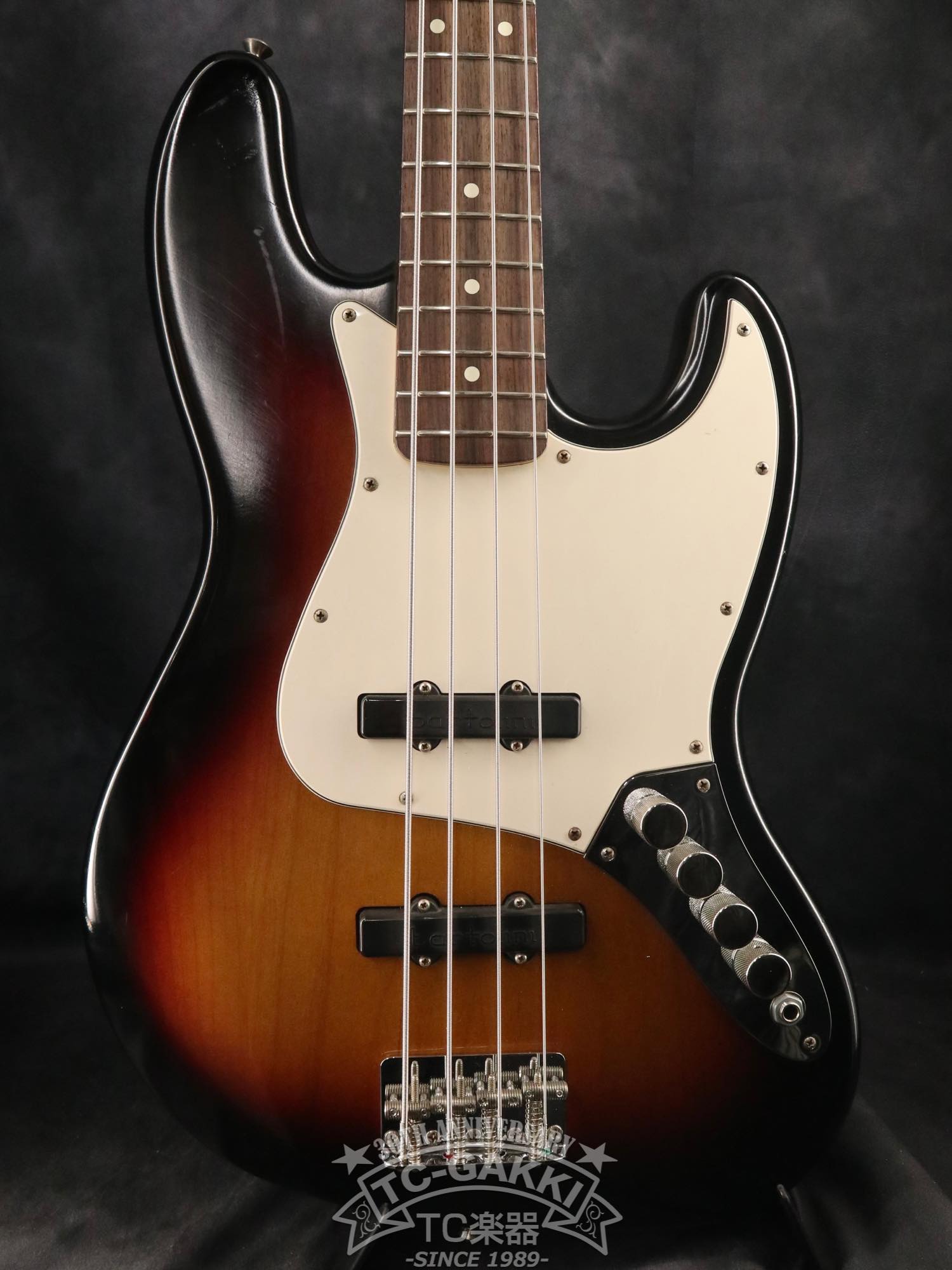 Highway One Jazz Bass Mod. - TC楽器 - TCGAKKI