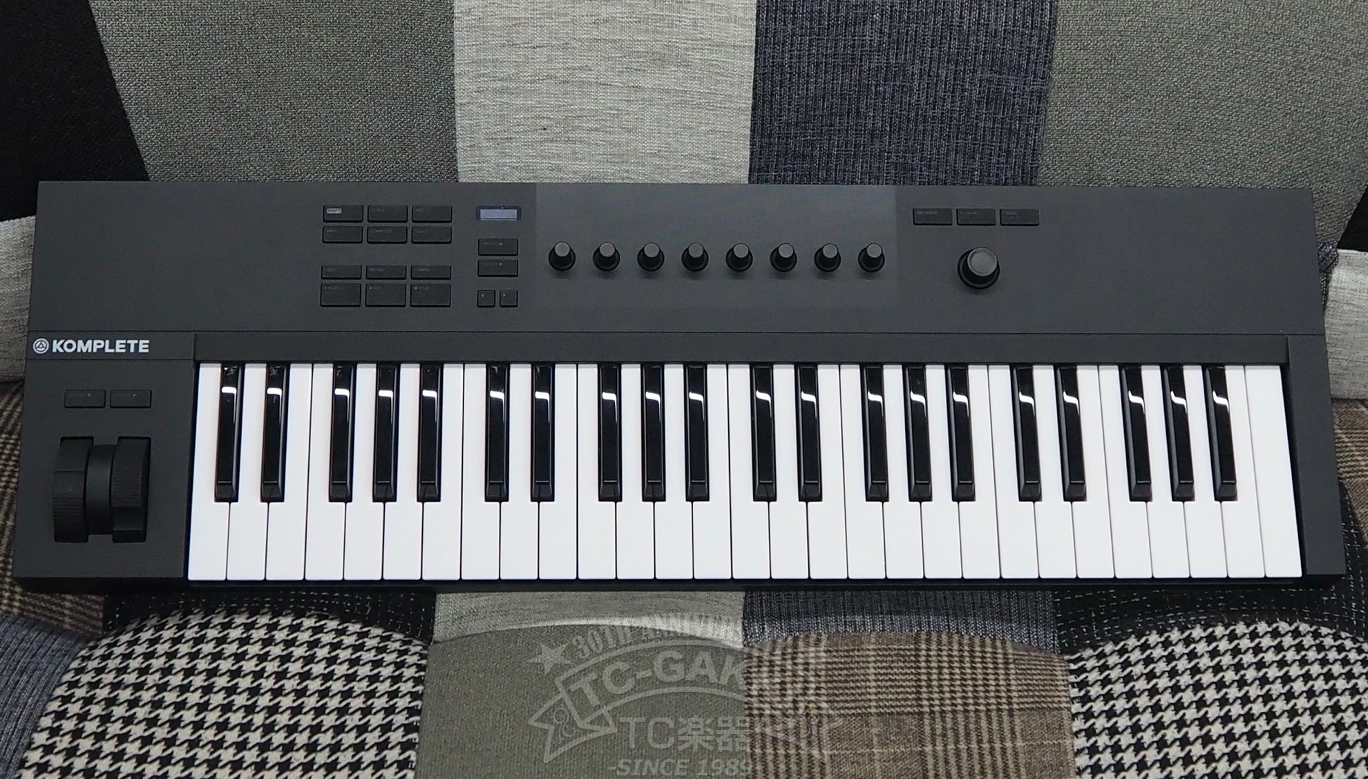 KOMPLETE KONTROL A49 【公式通販】