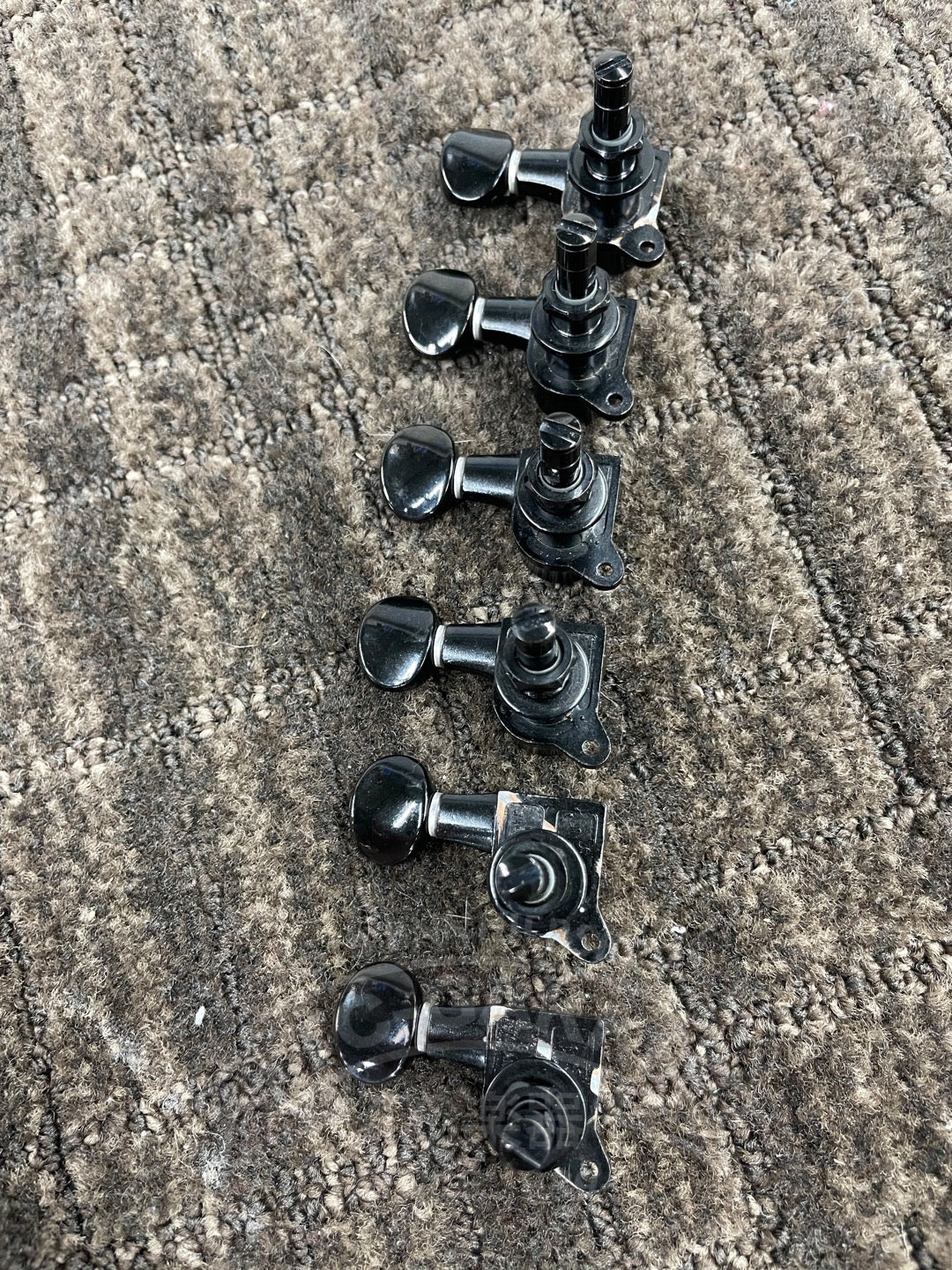 L6 Post Lock Black - TC楽器 - TCGAKKI