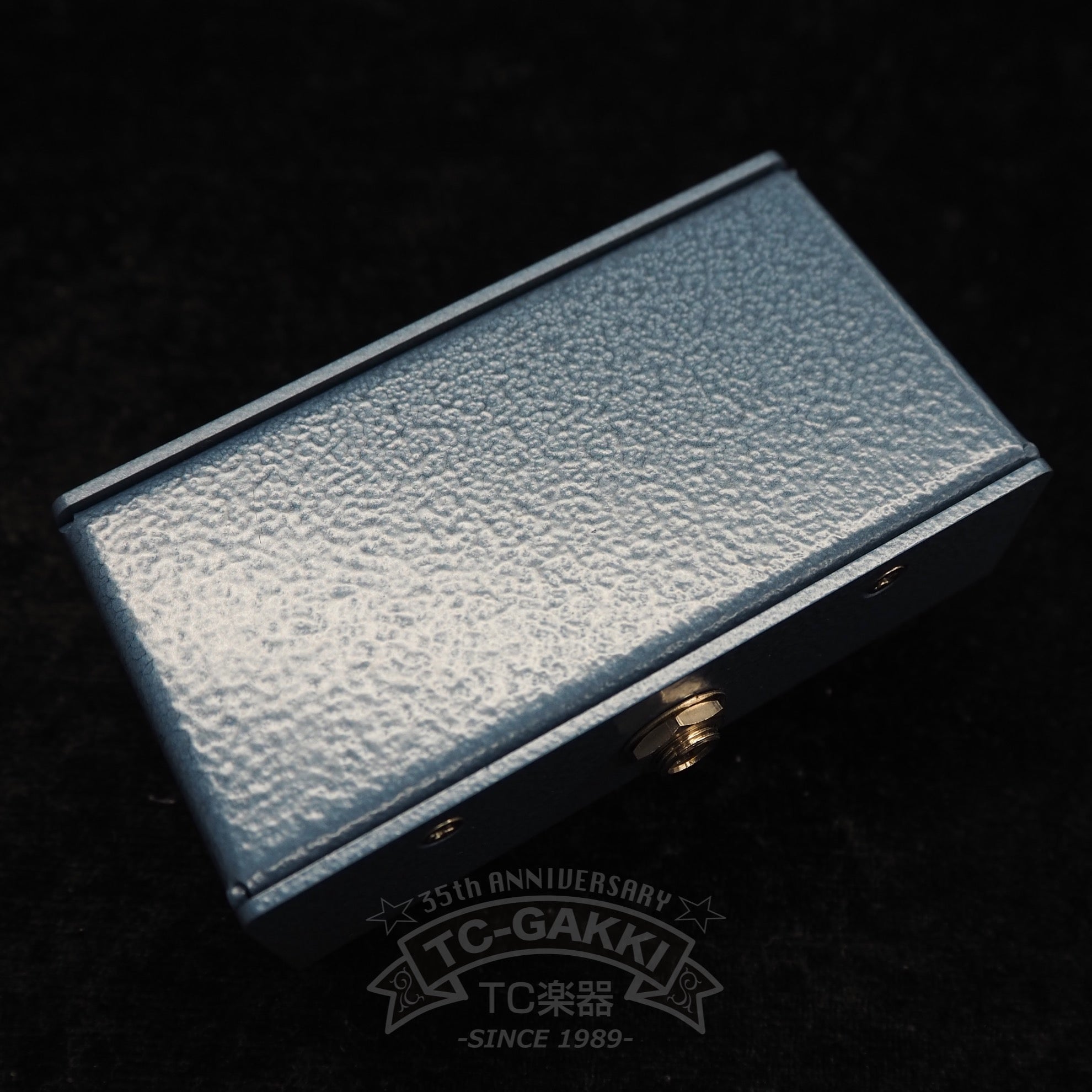 Lander CULT Limited “iss.2”