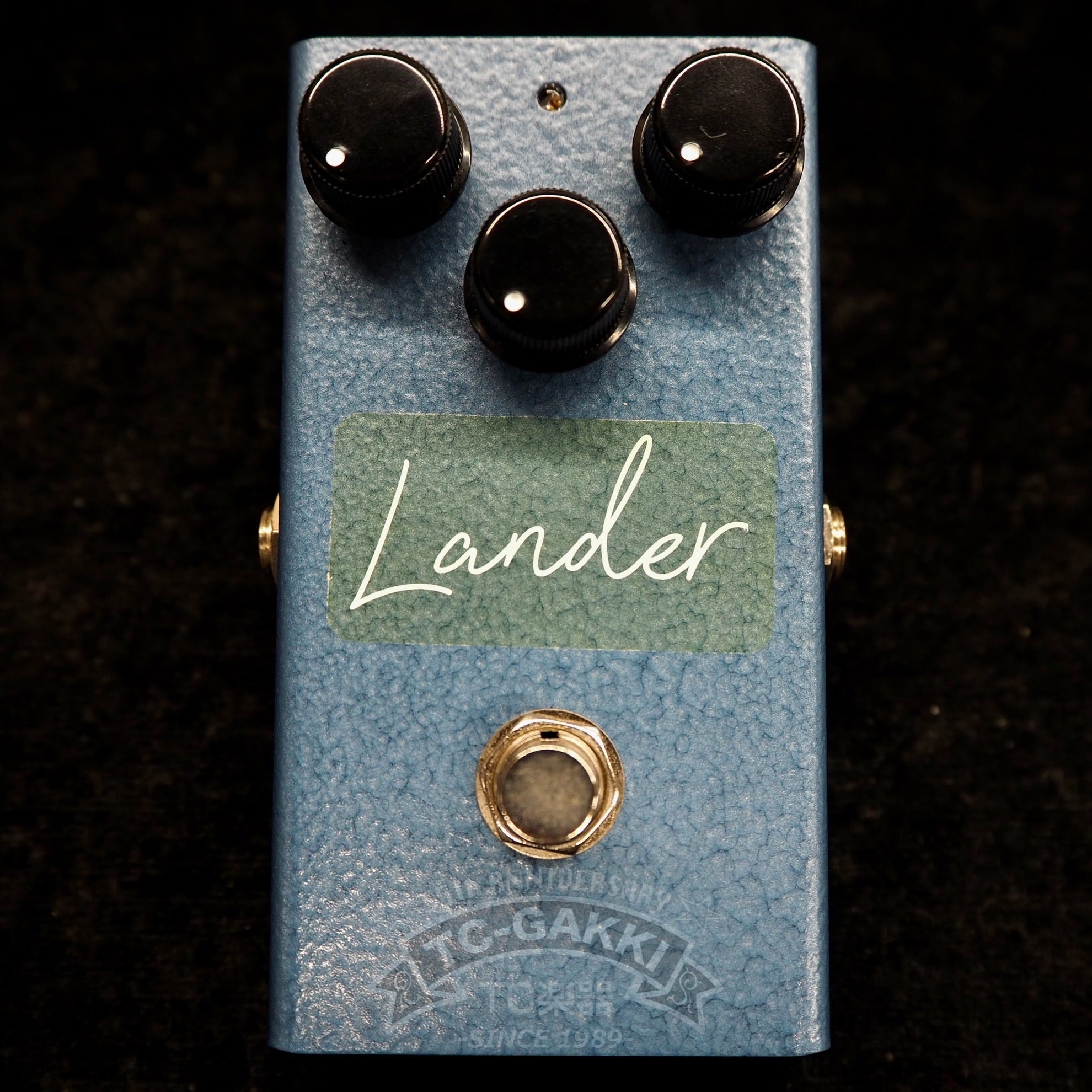 Lander CULT Limited “iss.2”